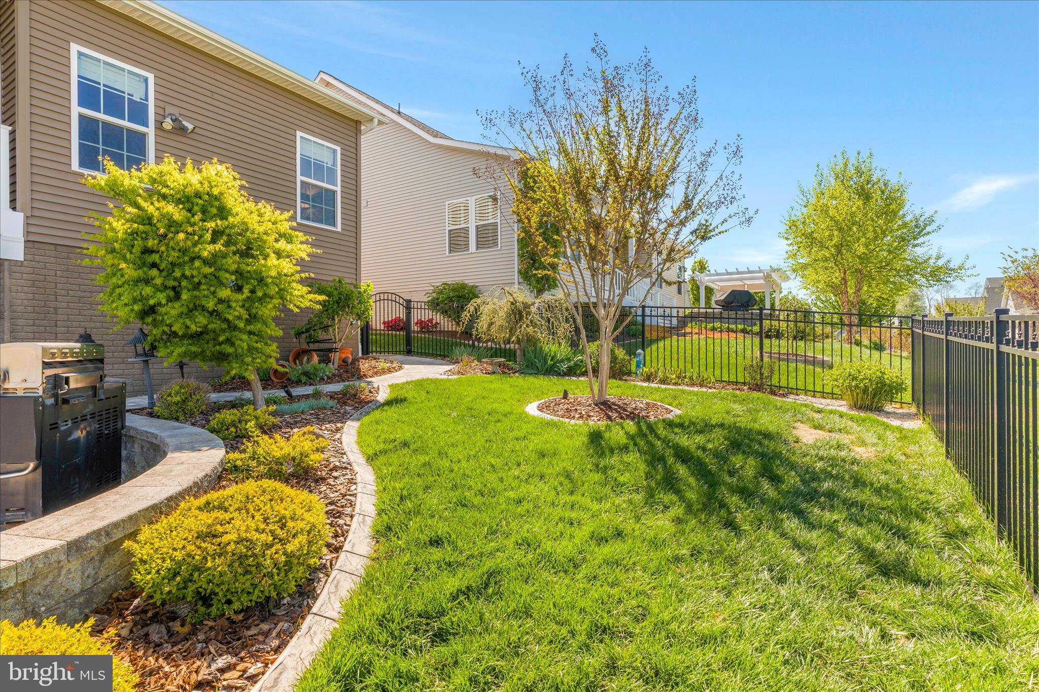 WOODBOURNE MANOR - Residential