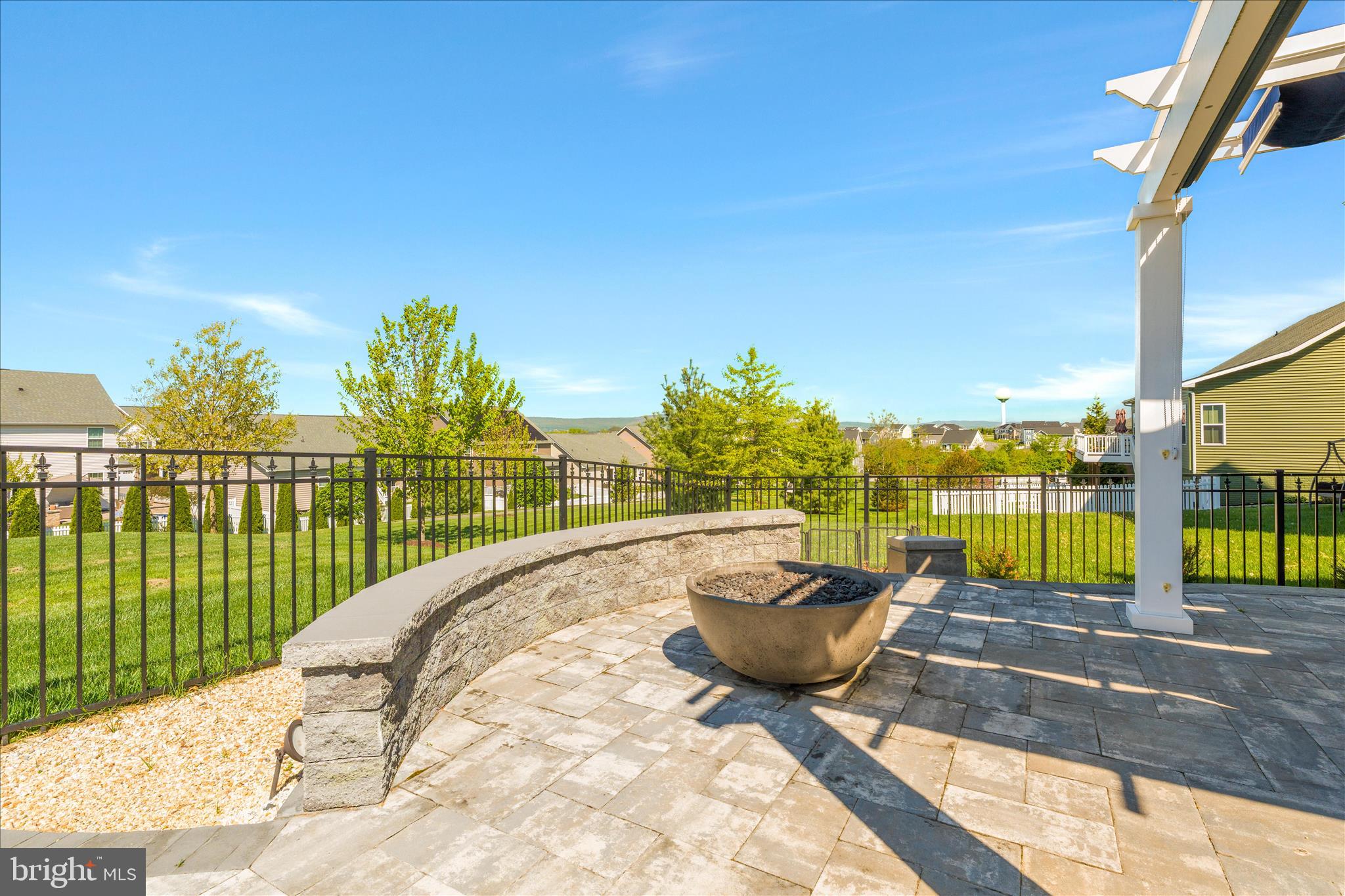 WOODBOURNE MANOR - Residential