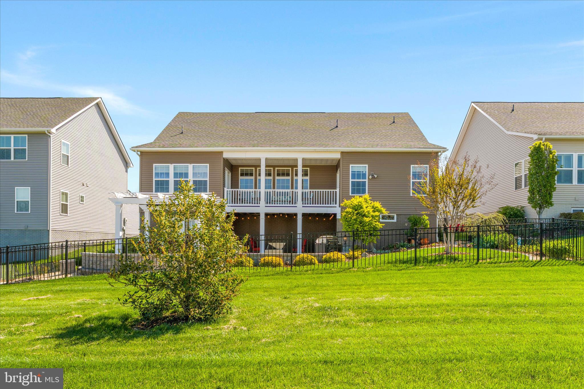 WOODBOURNE MANOR - Residential