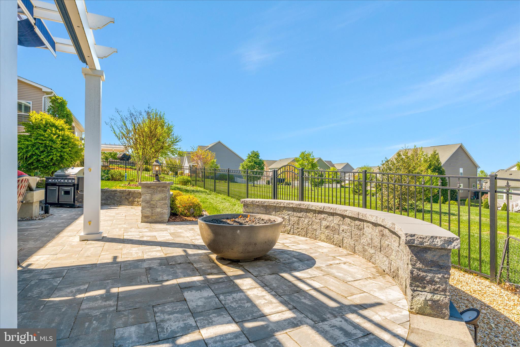 WOODBOURNE MANOR - Residential