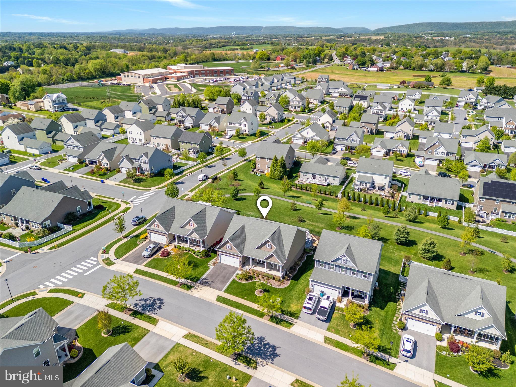 WOODBOURNE MANOR - Residential