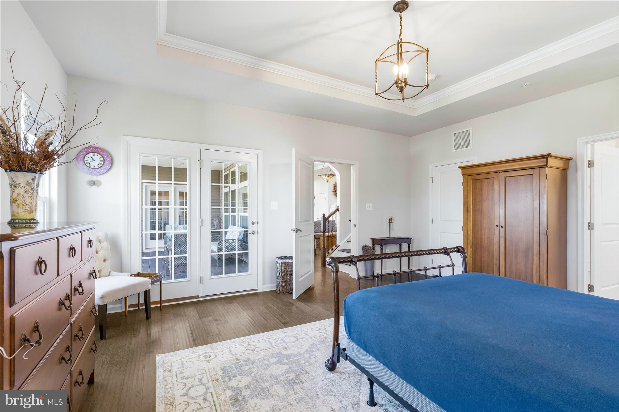 WOODBOURNE MANOR - Residential