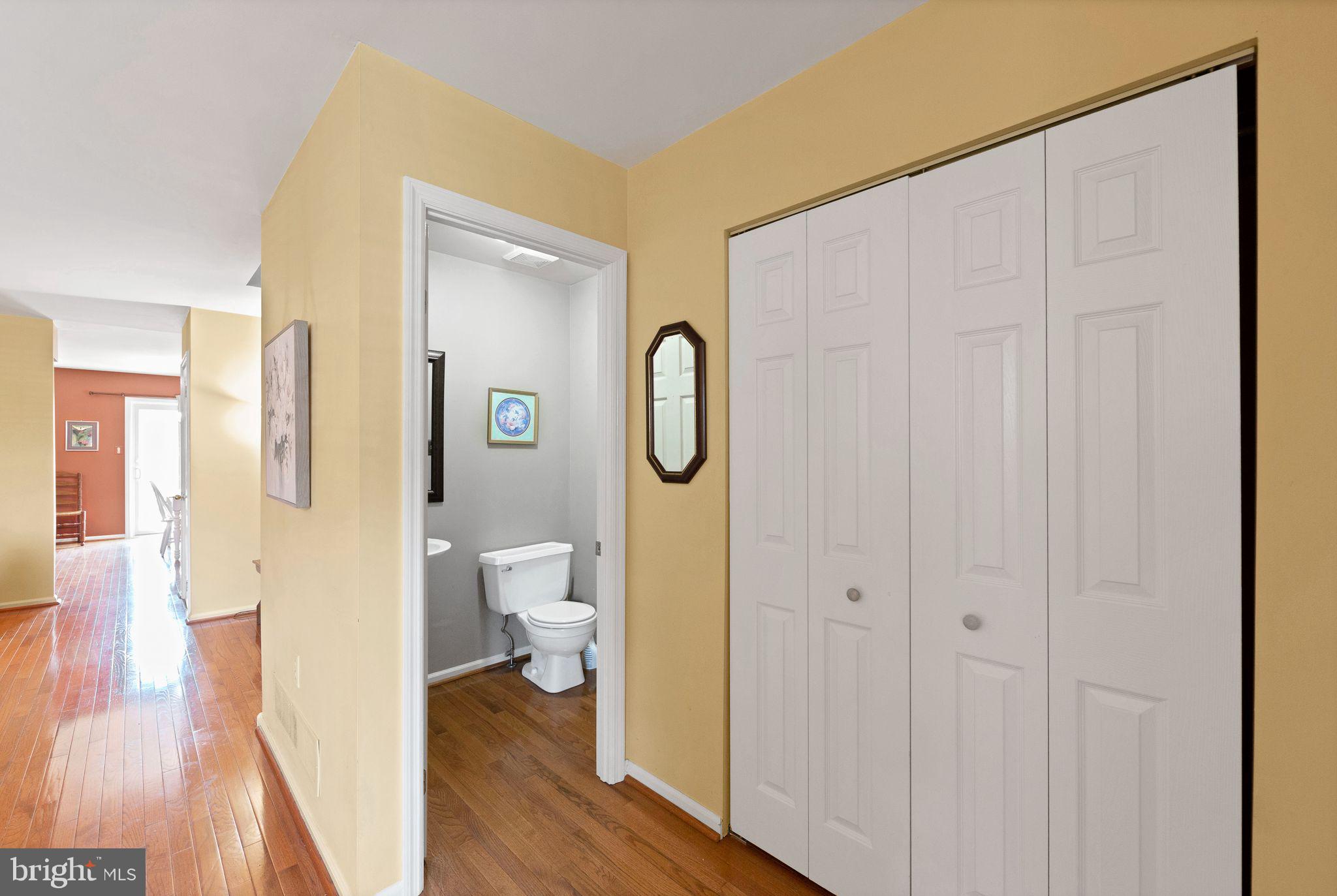 3203 DORIS COURT