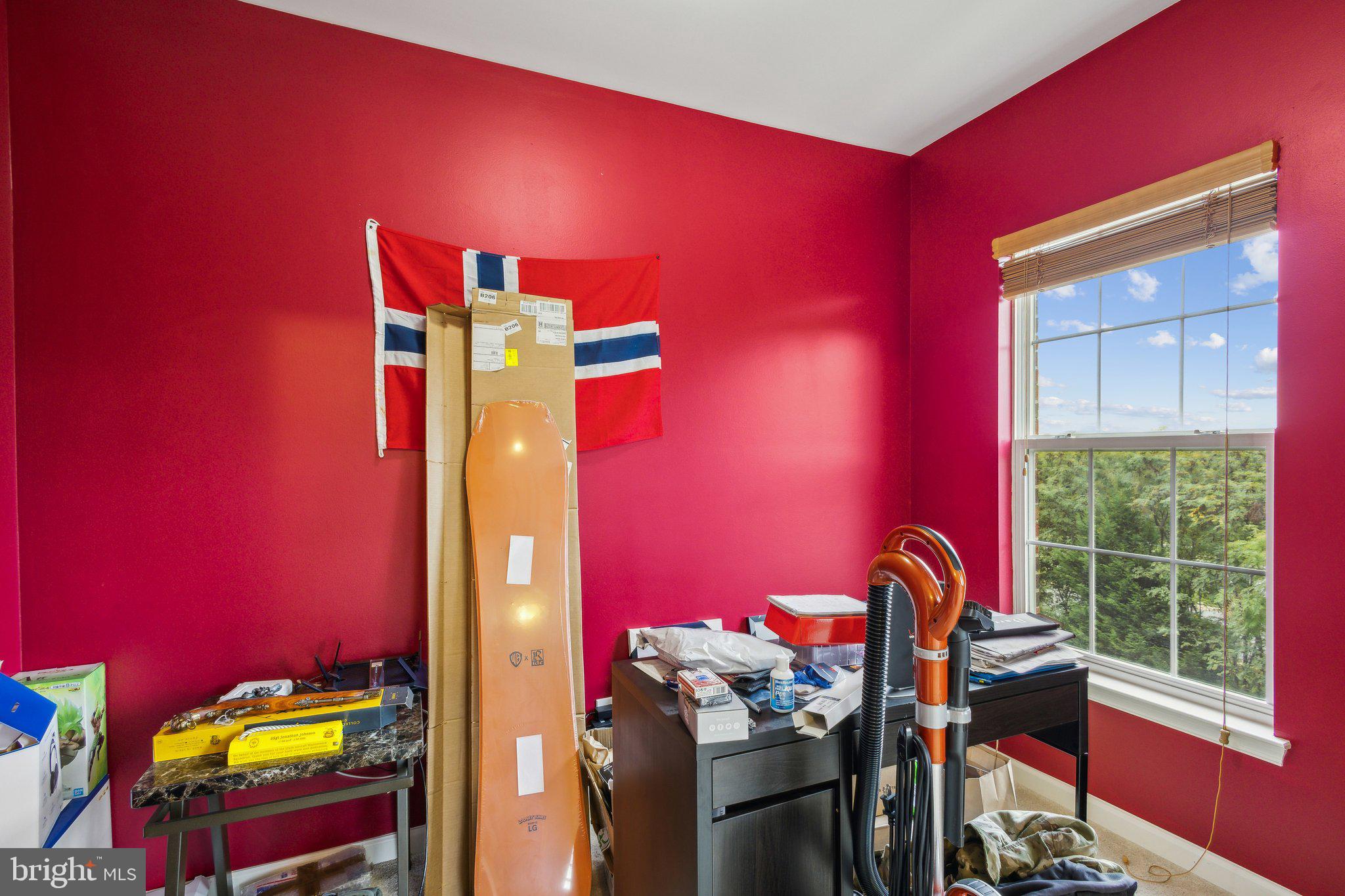 POTOMAC CLUB - Residential Lease