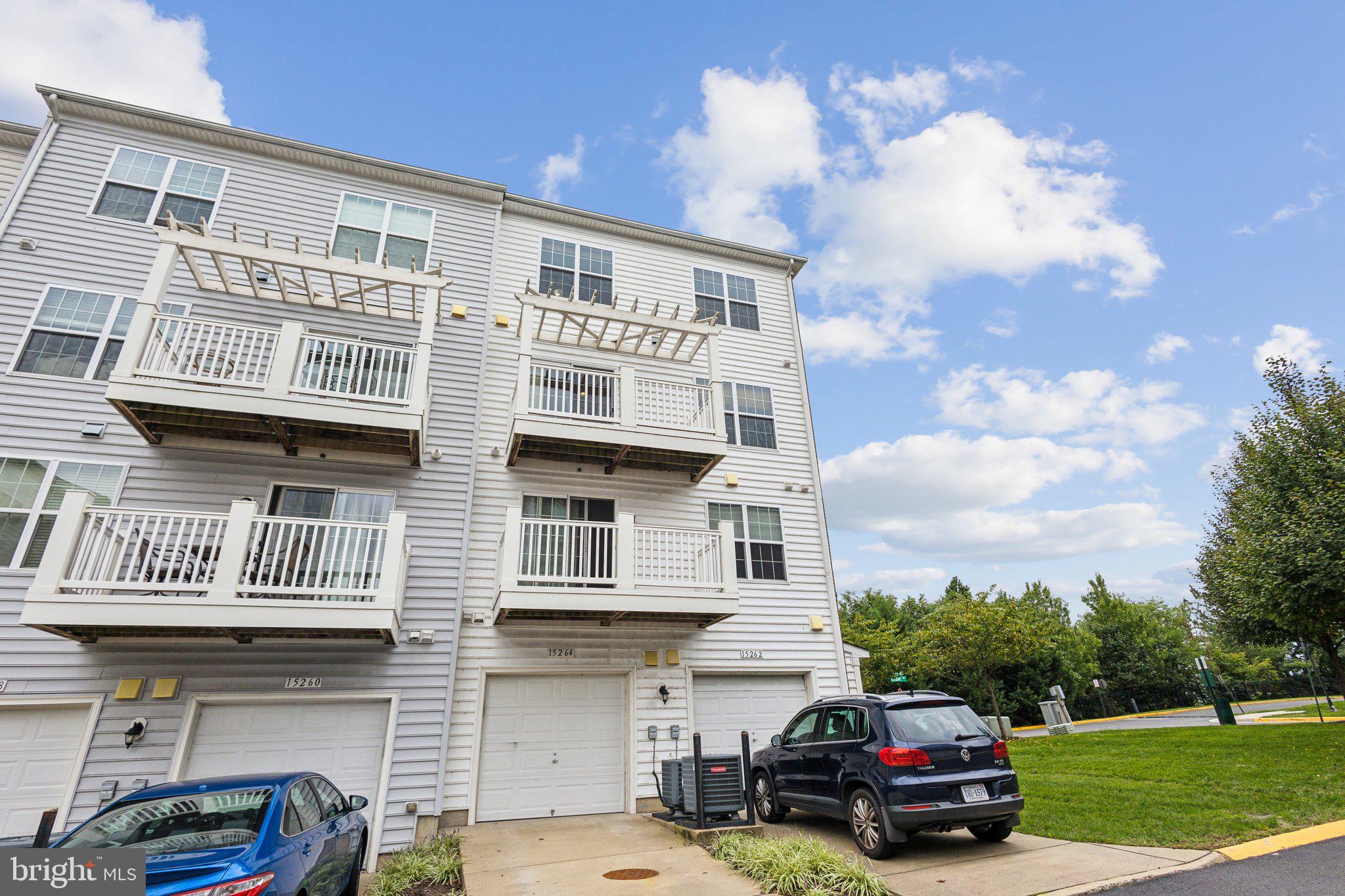 POTOMAC CLUB - Residential Lease