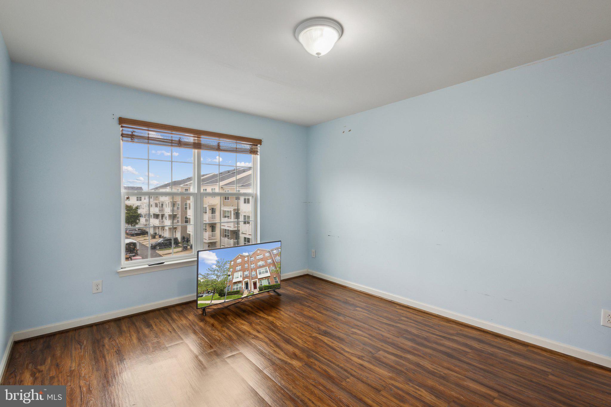 POTOMAC CLUB - Residential Lease