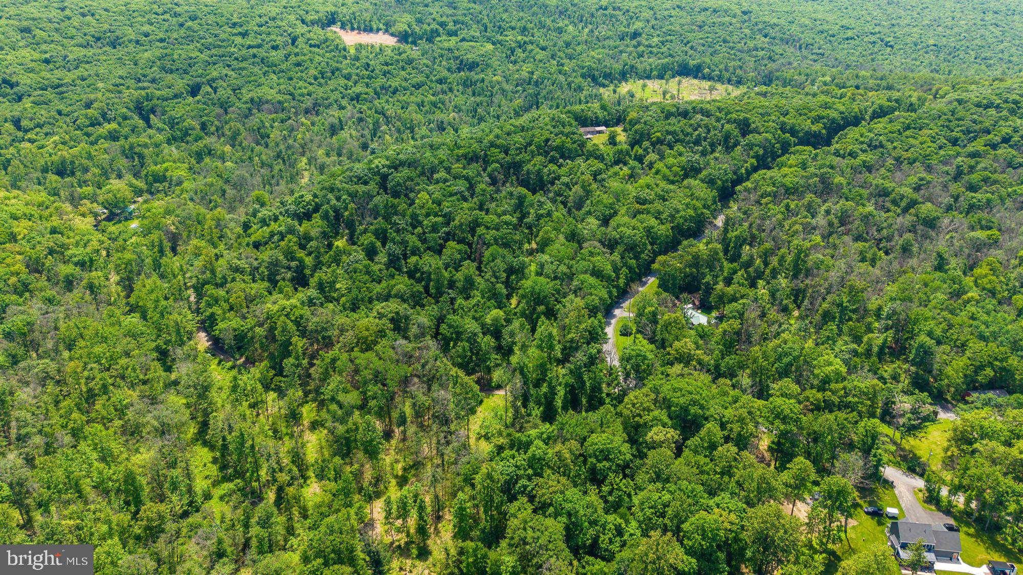 165 MOUNTAIN ROAD A
