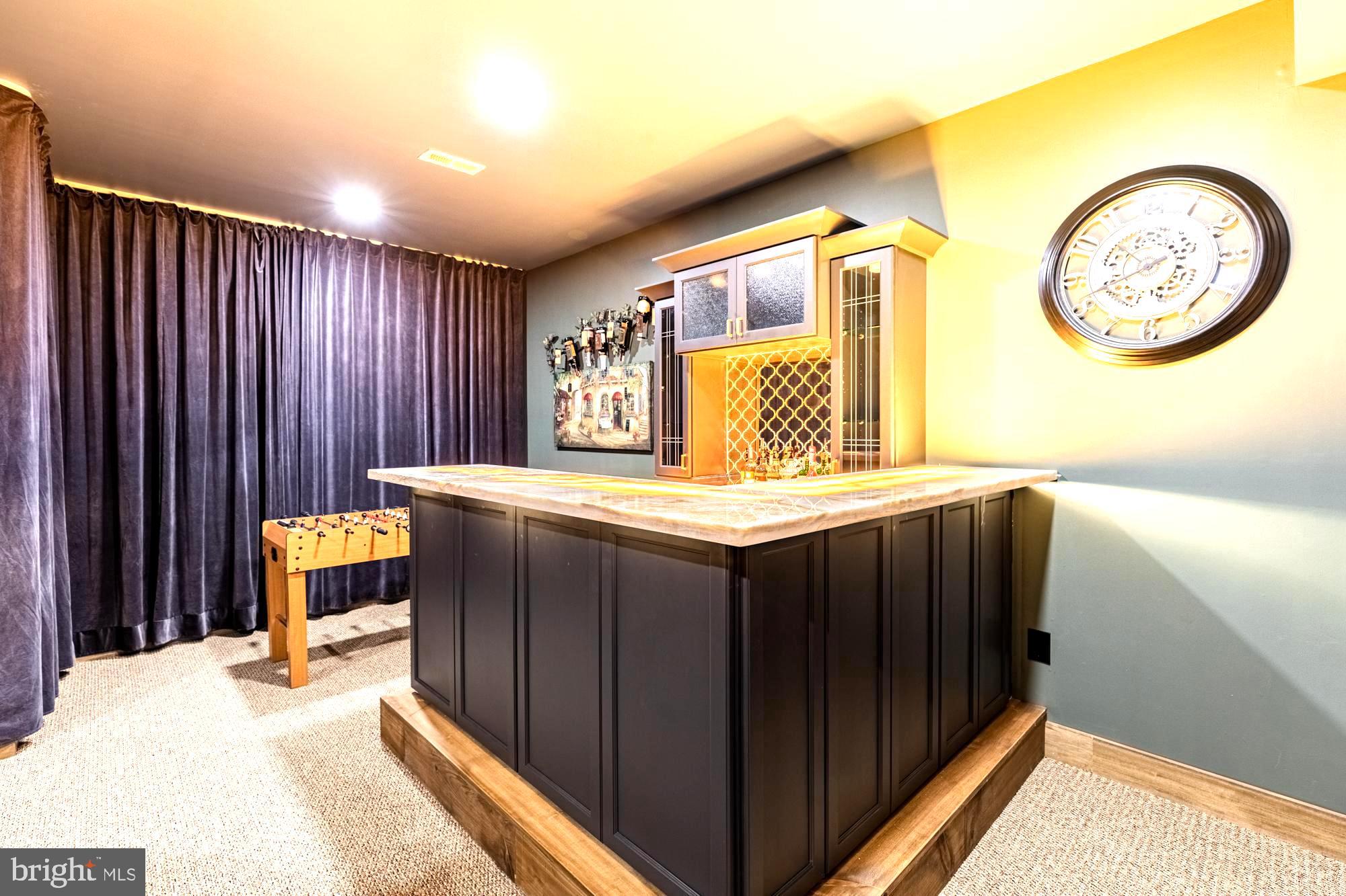 LIFESTYLE AT SULLY STATION - Residential