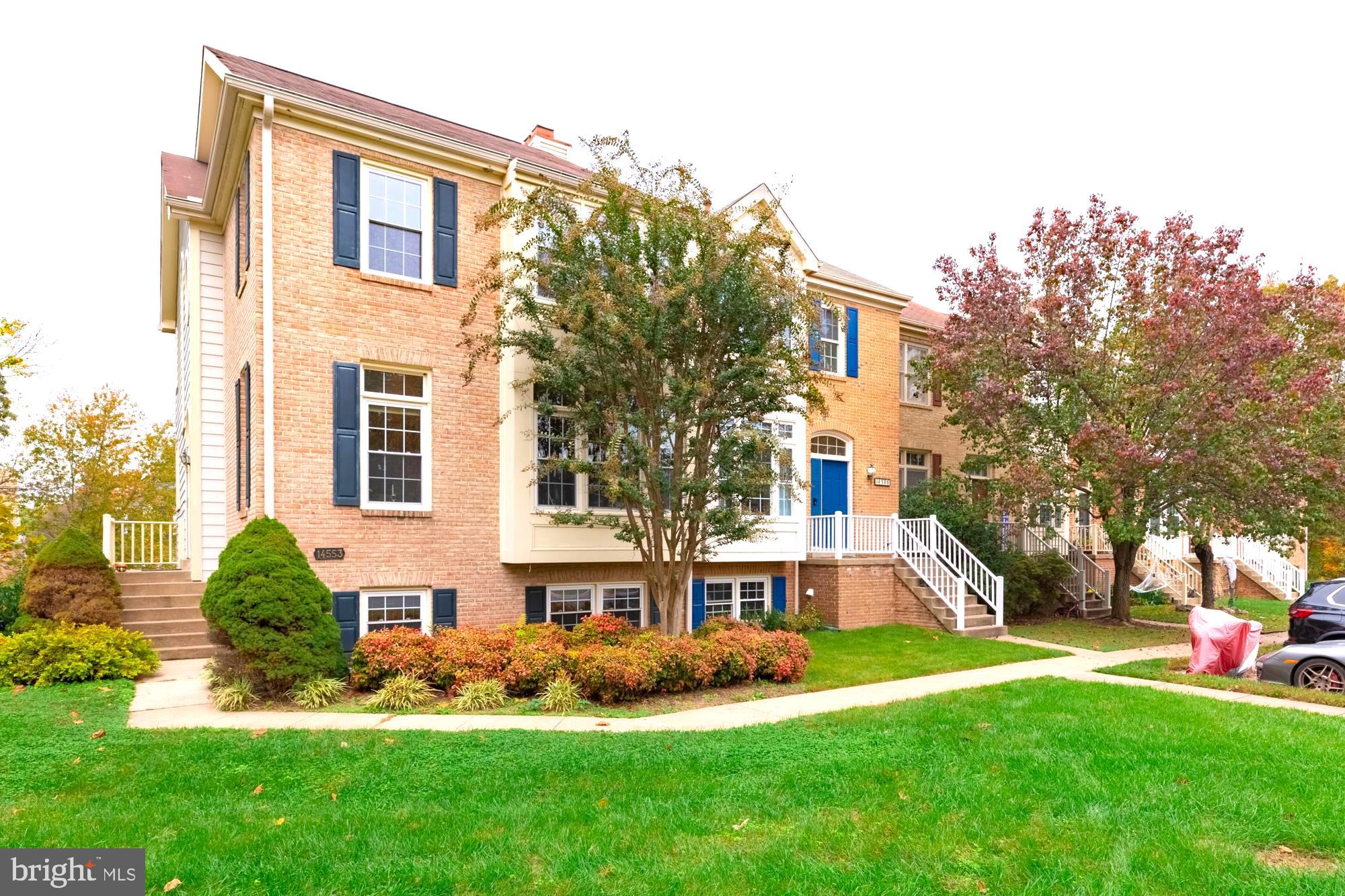 LIFESTYLE AT SULLY STATION - Residential