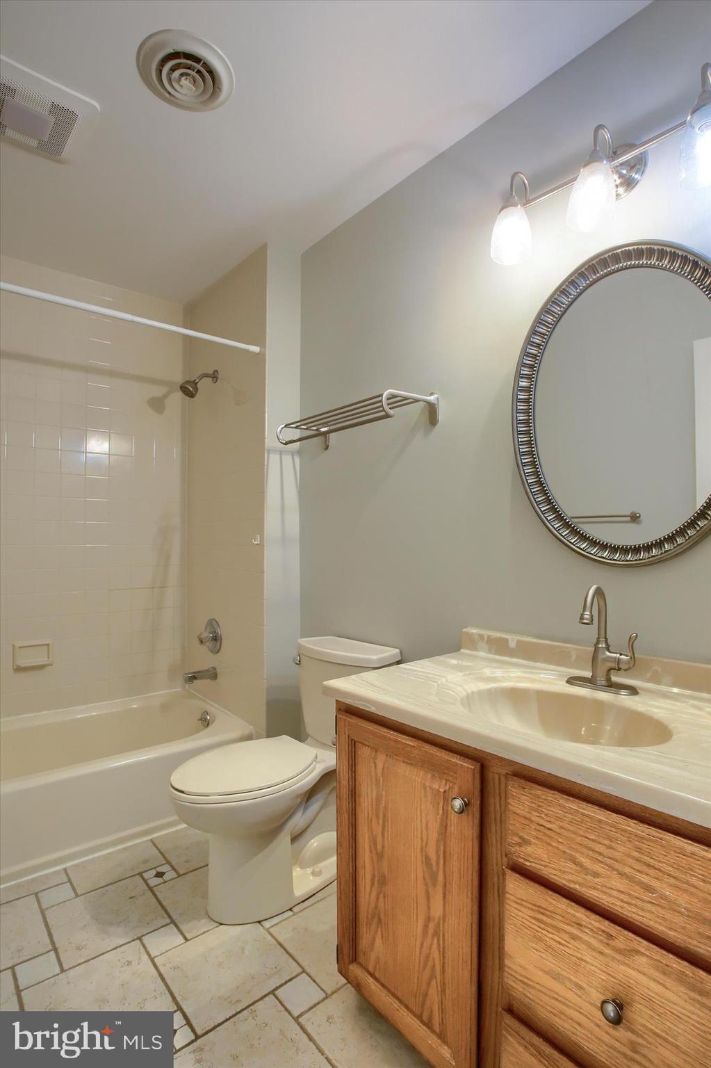 VICTORIA GLEN - Residential