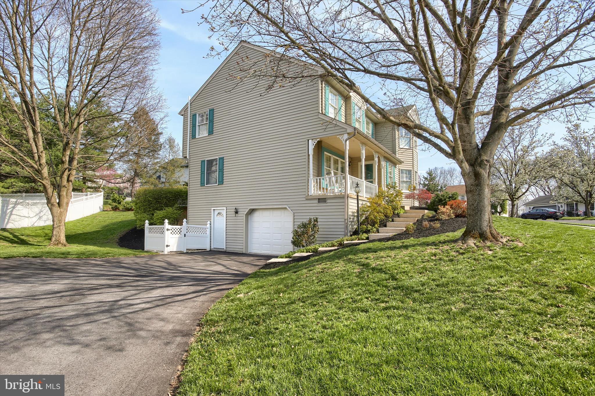 VICTORIA GLEN - Residential