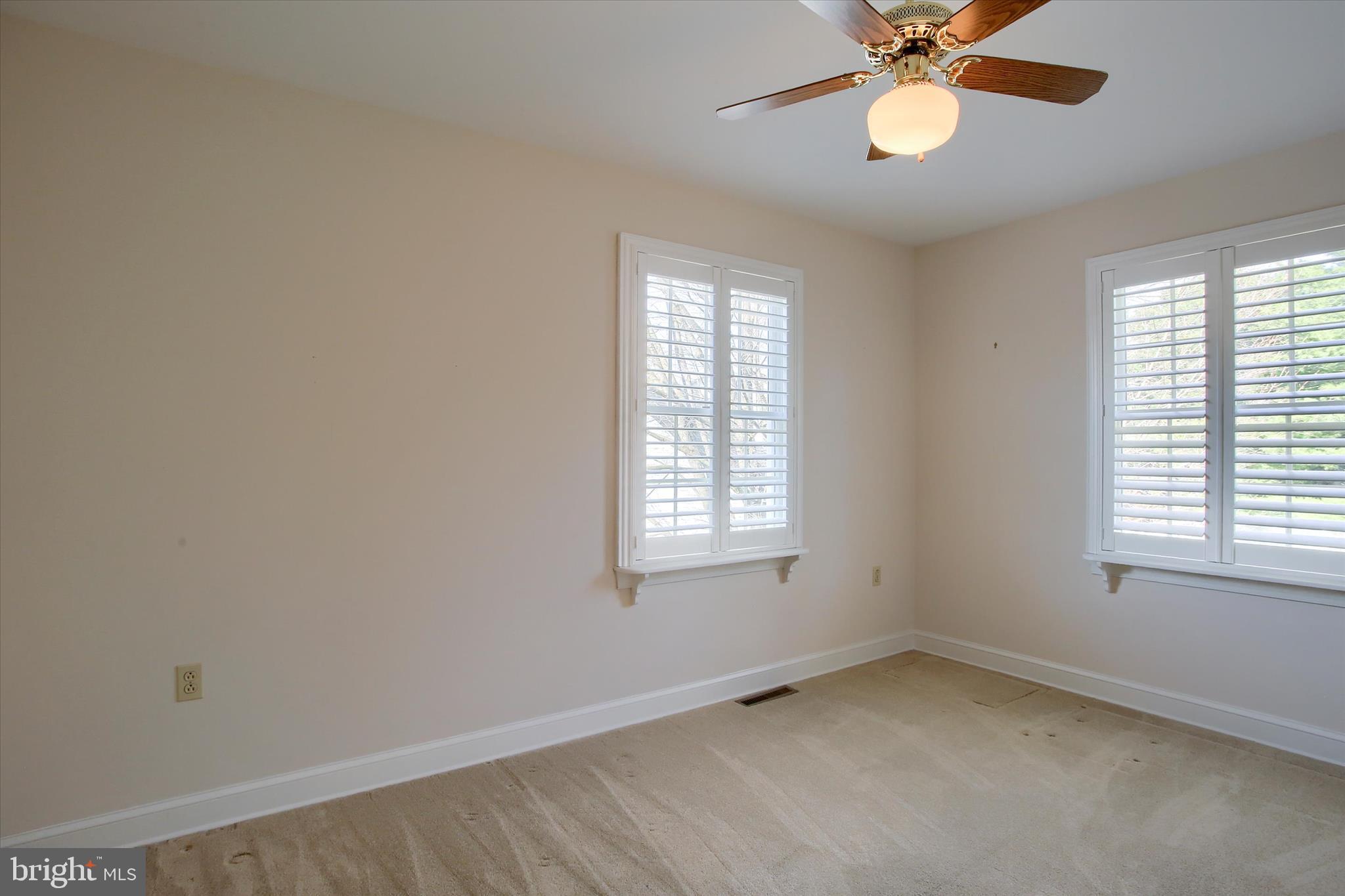 VICTORIA GLEN - Residential