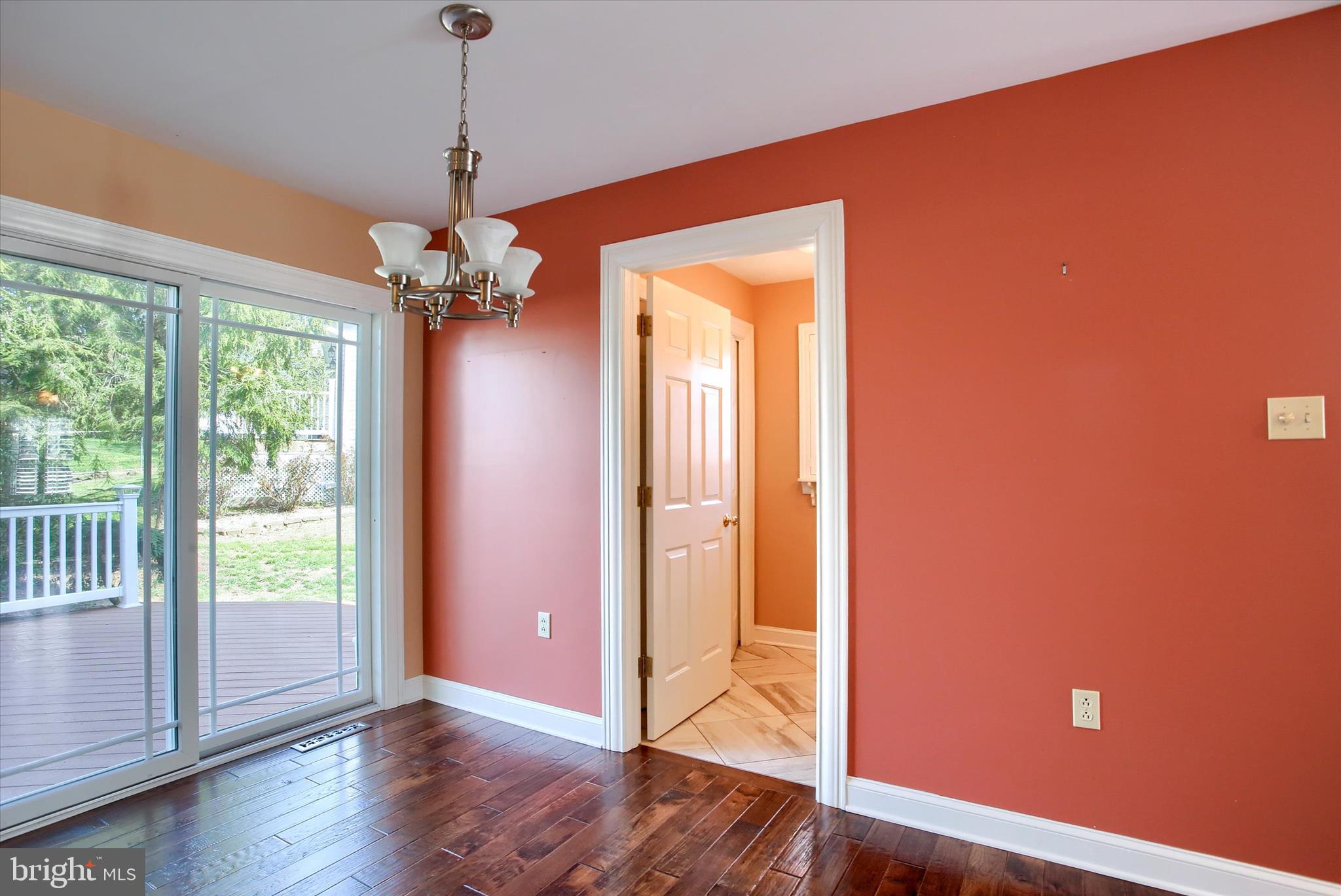 VICTORIA GLEN - Residential