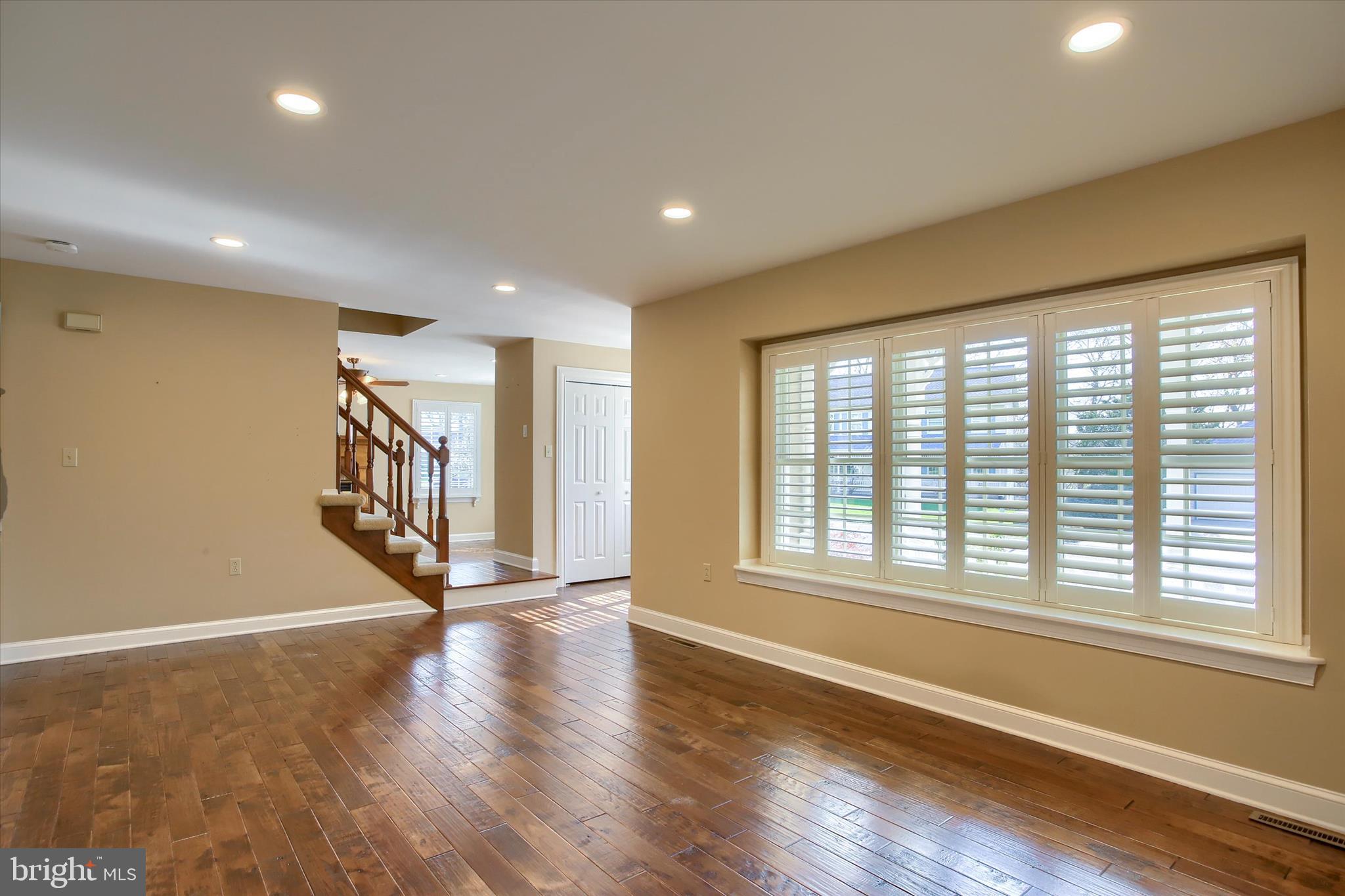 VICTORIA GLEN - Residential