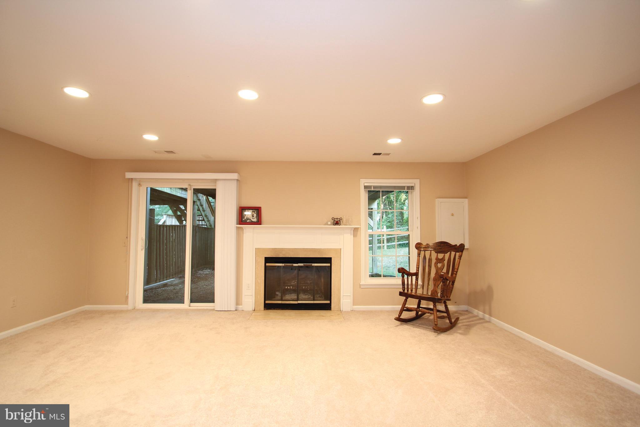 SNOWDENS MILL - Residential