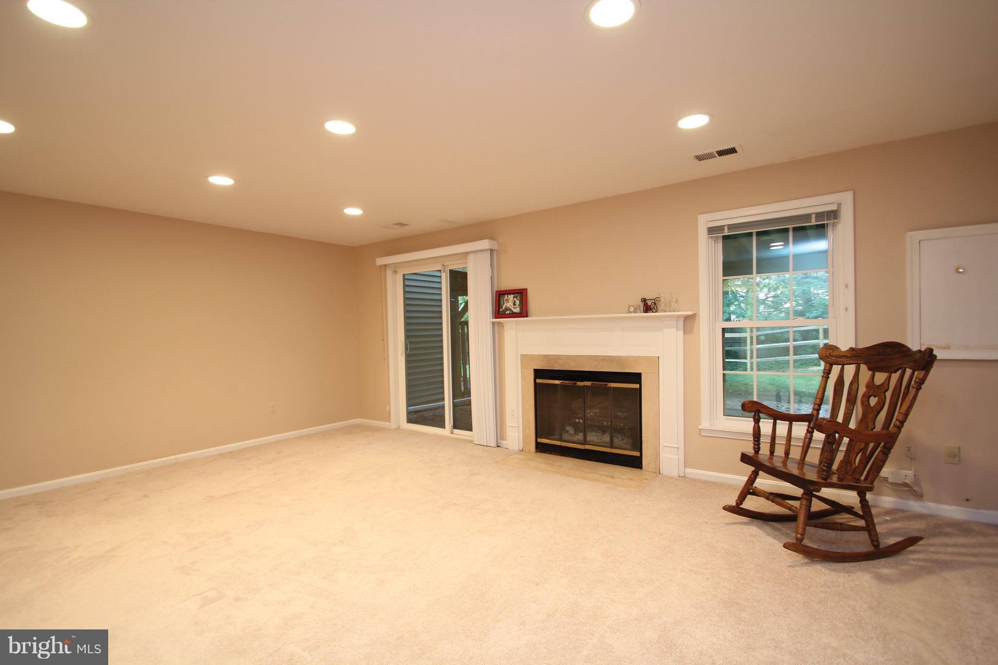 SNOWDENS MILL - Residential