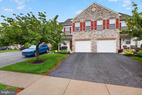 Townhouse For Sale - 220 Buckley Drive<br/> HARRISBURG, PA 17112
