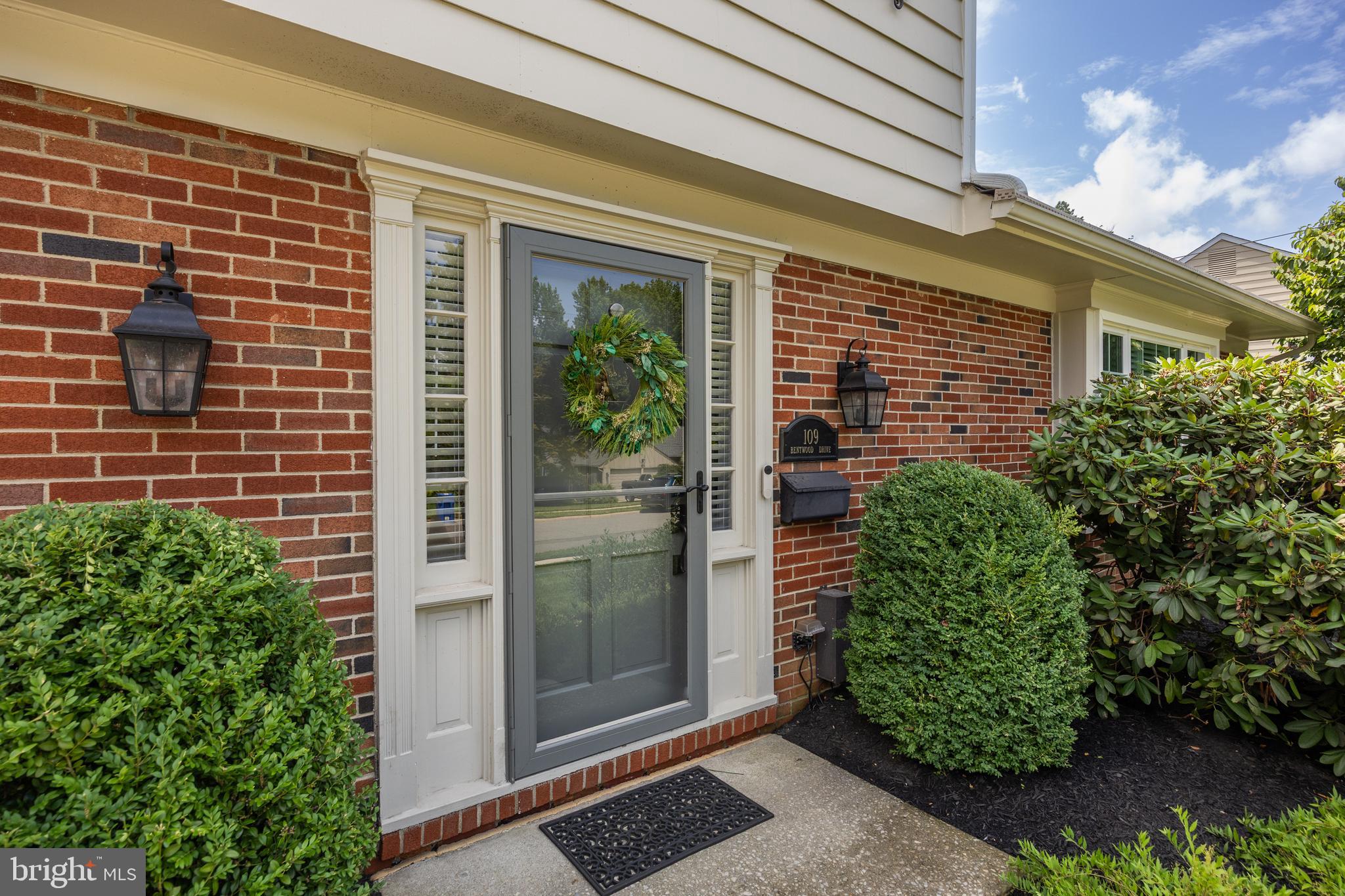 109 BENTWOOD DRIVE