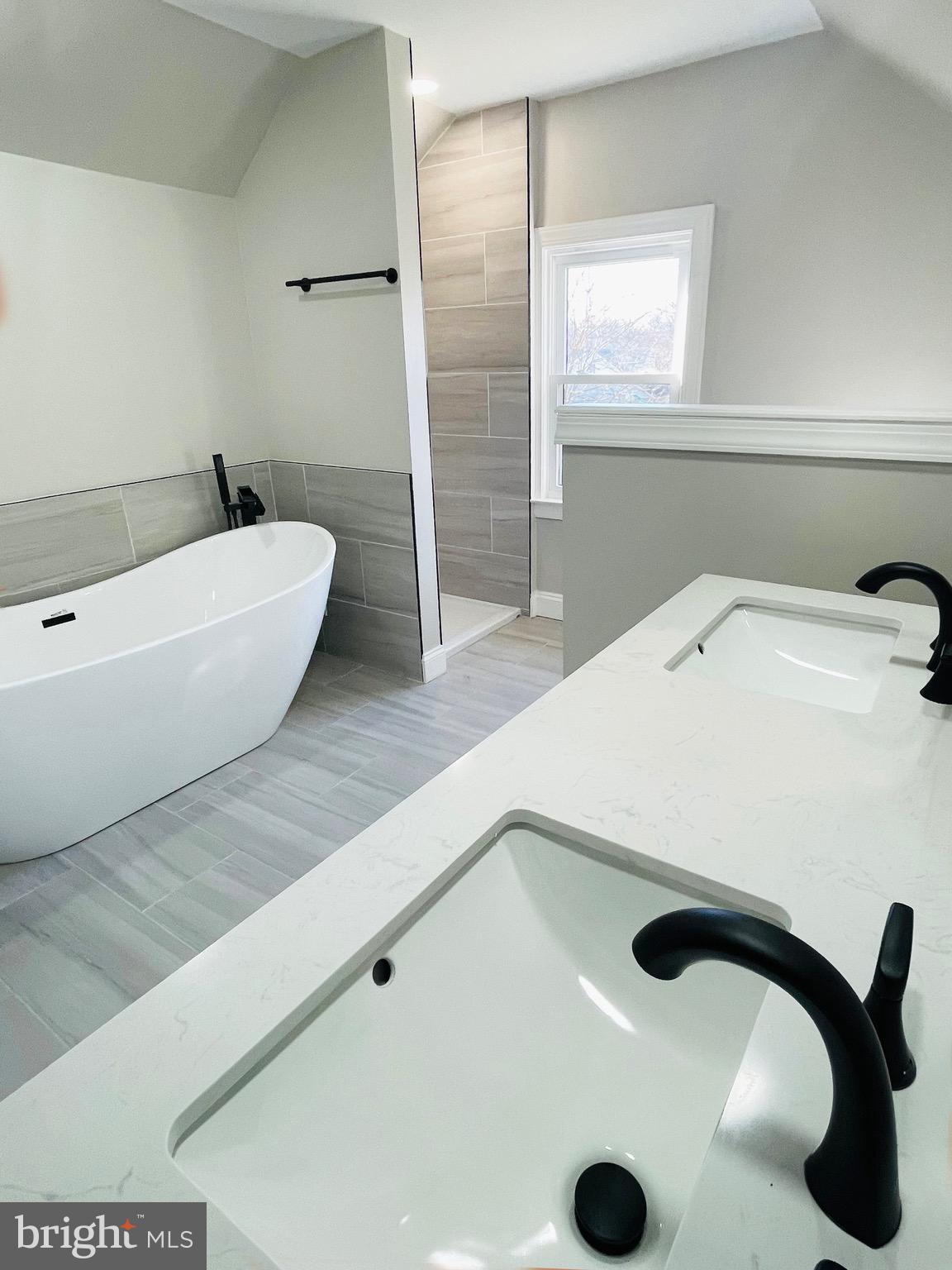 WINDSOR TERRACE - Residential