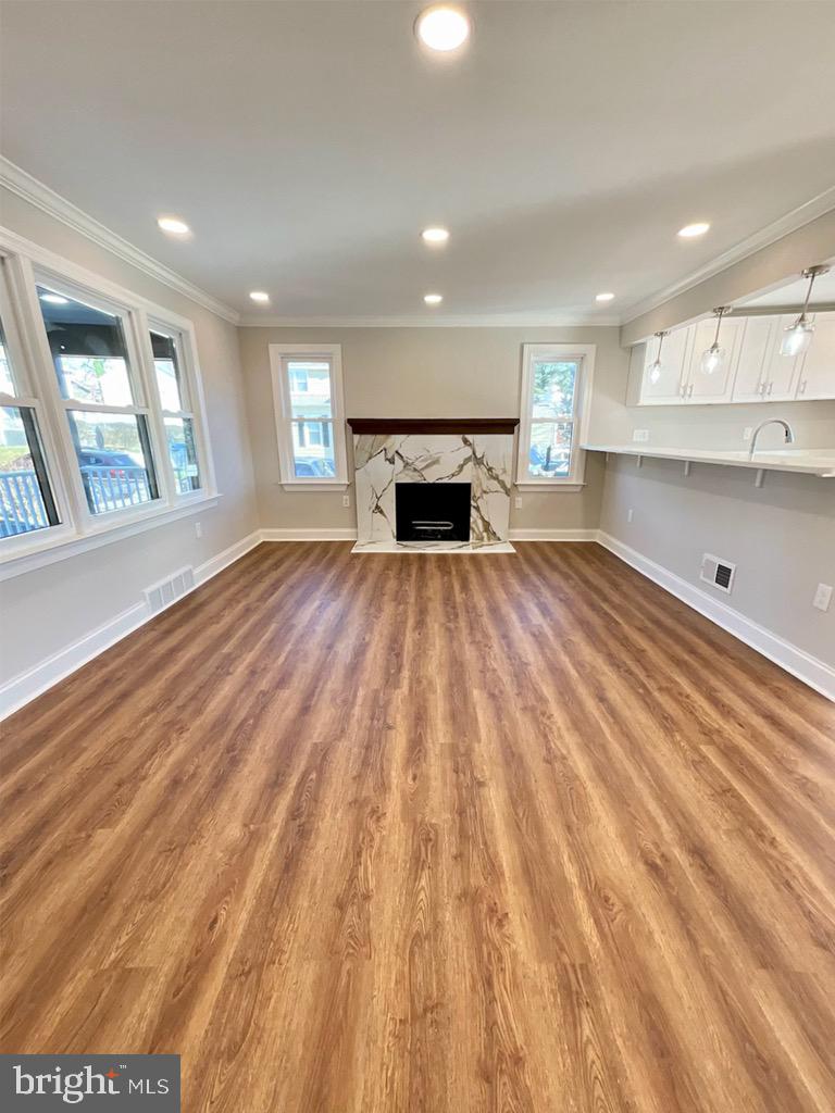 WINDSOR TERRACE - Residential