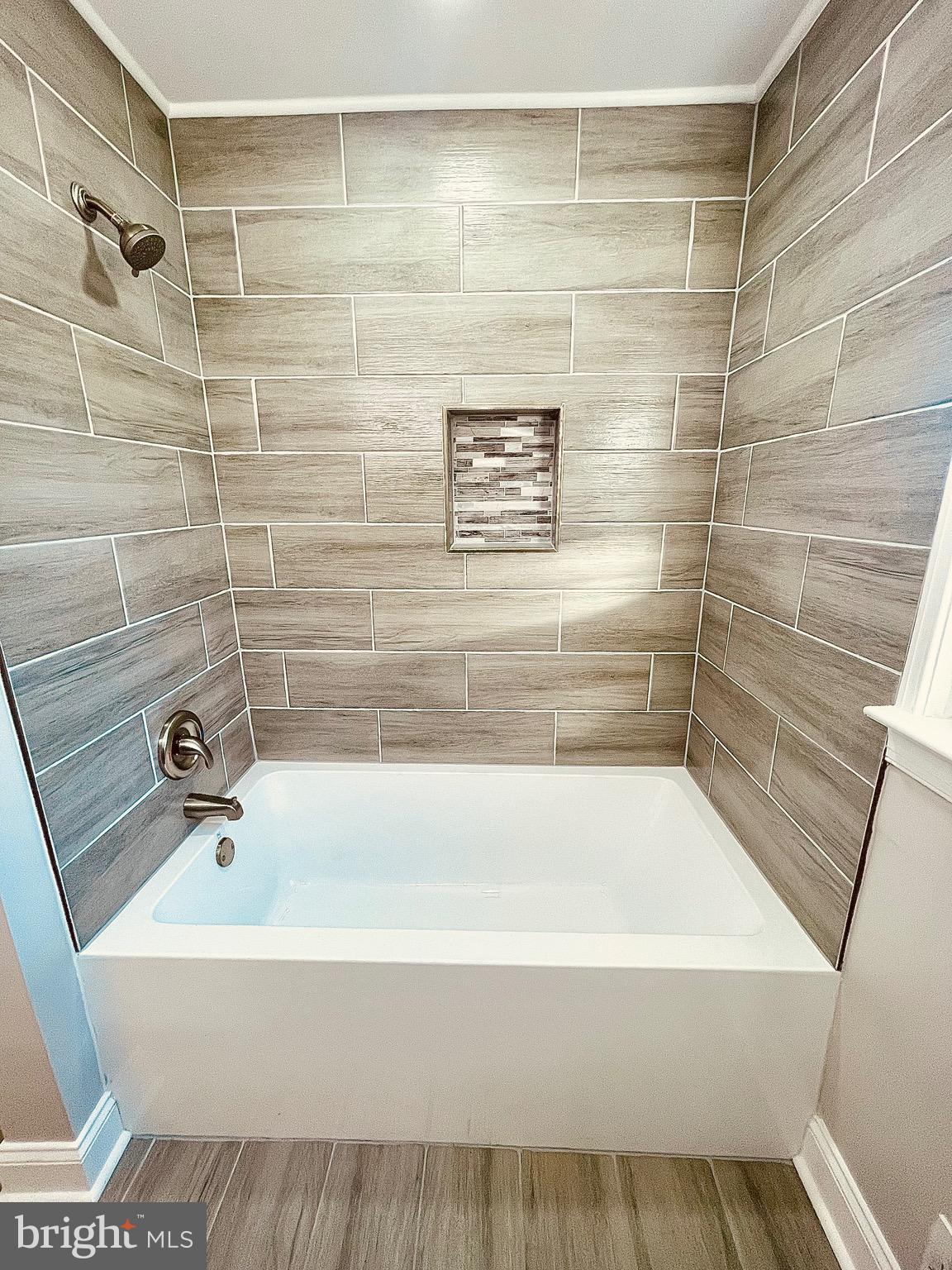 WINDSOR TERRACE - Residential