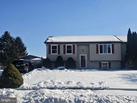 228 S LINCOLN DRIVE HANOVER PA 17331