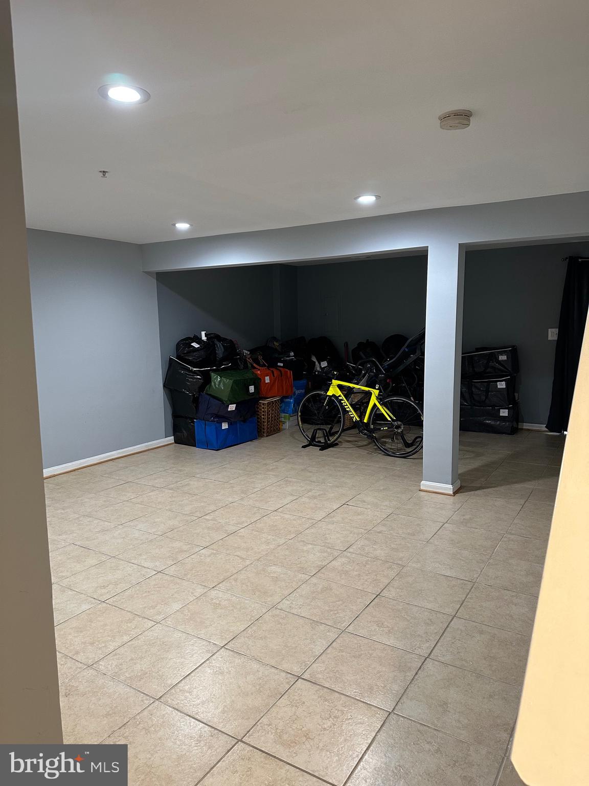 ARBOR WEST - Residential