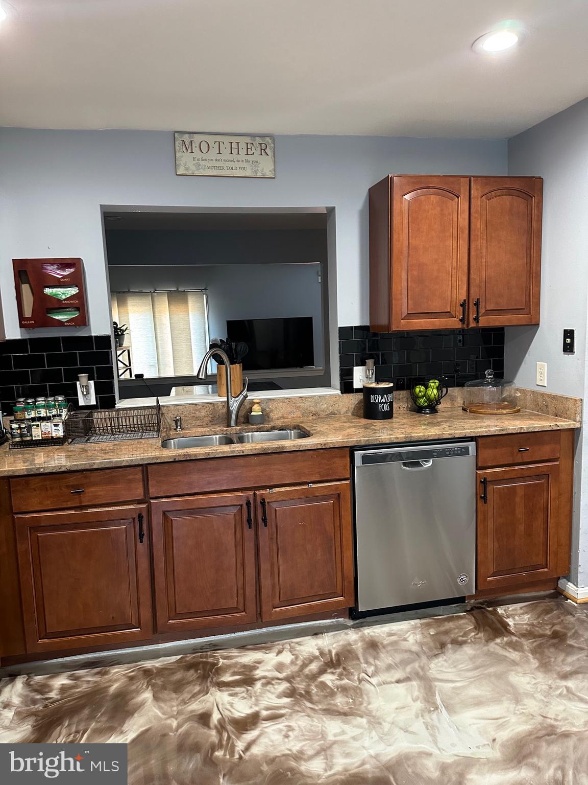 ARBOR WEST - Residential