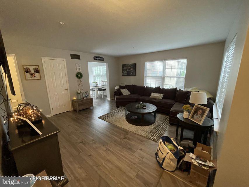 NORTHSLOPE III - Residential Lease