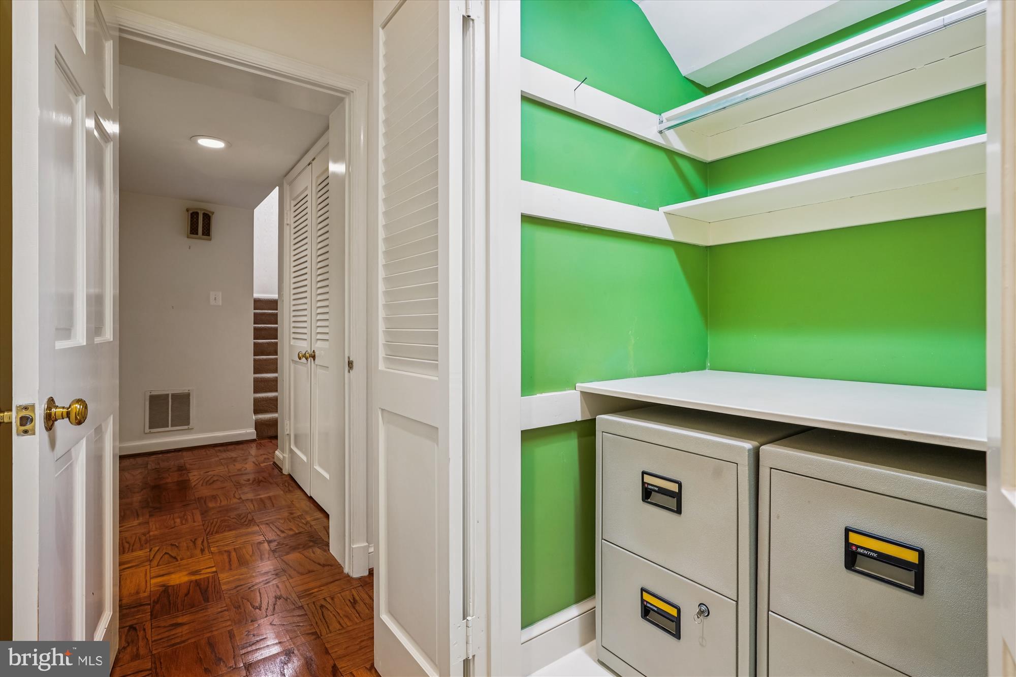 MERRYWOOD ON THE POTOMAC - Residential