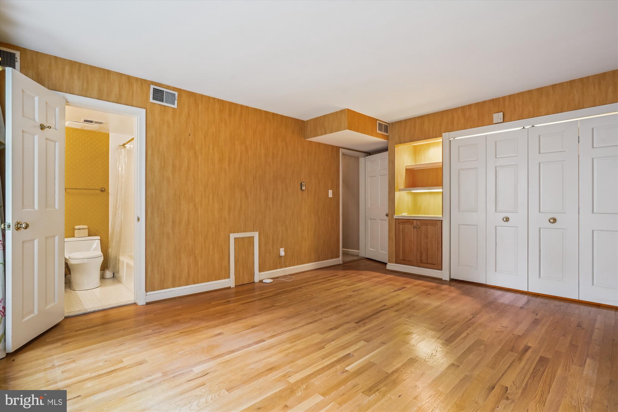 MERRYWOOD ON THE POTOMAC - Residential