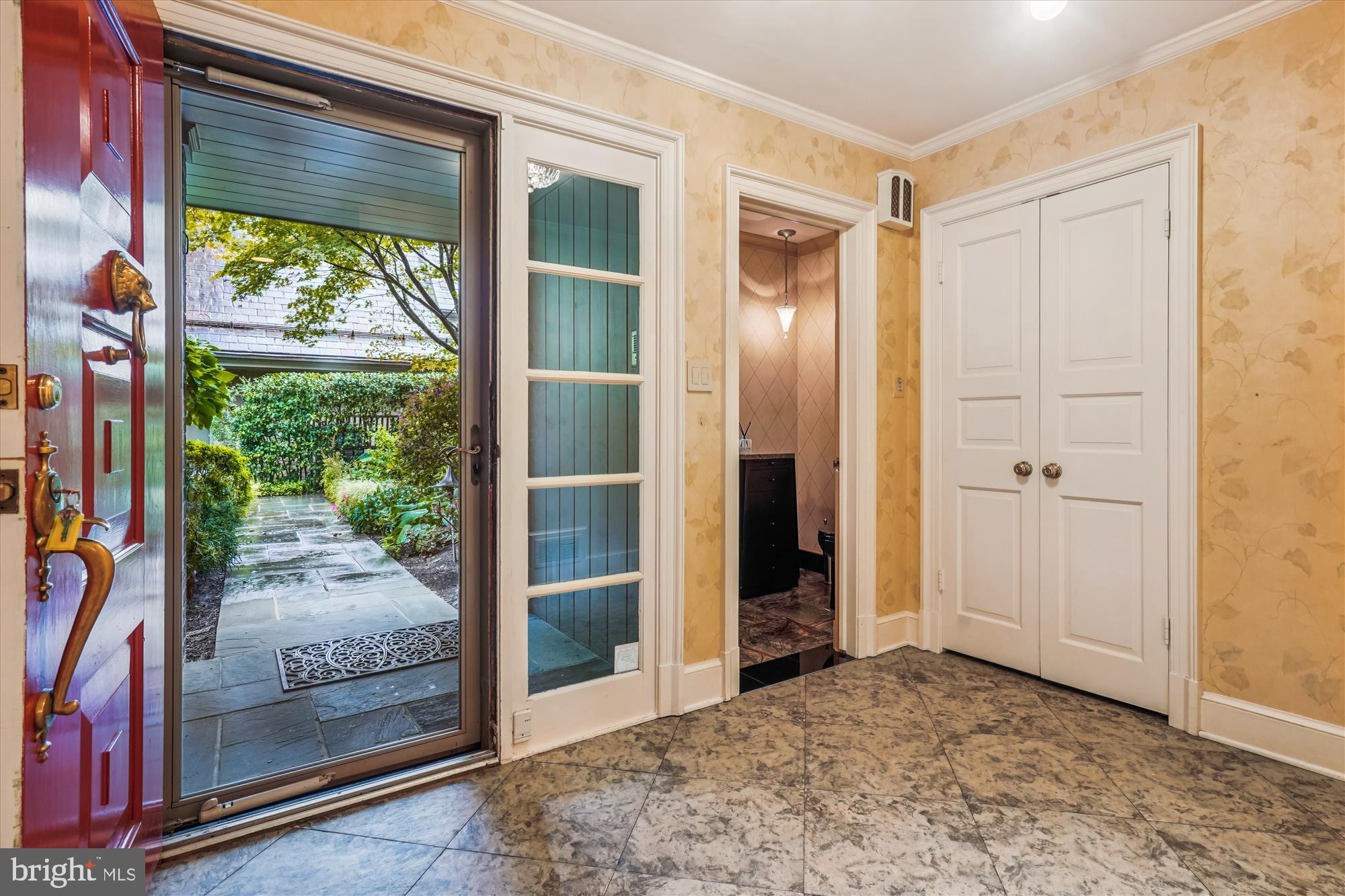 702 BELGROVE RD