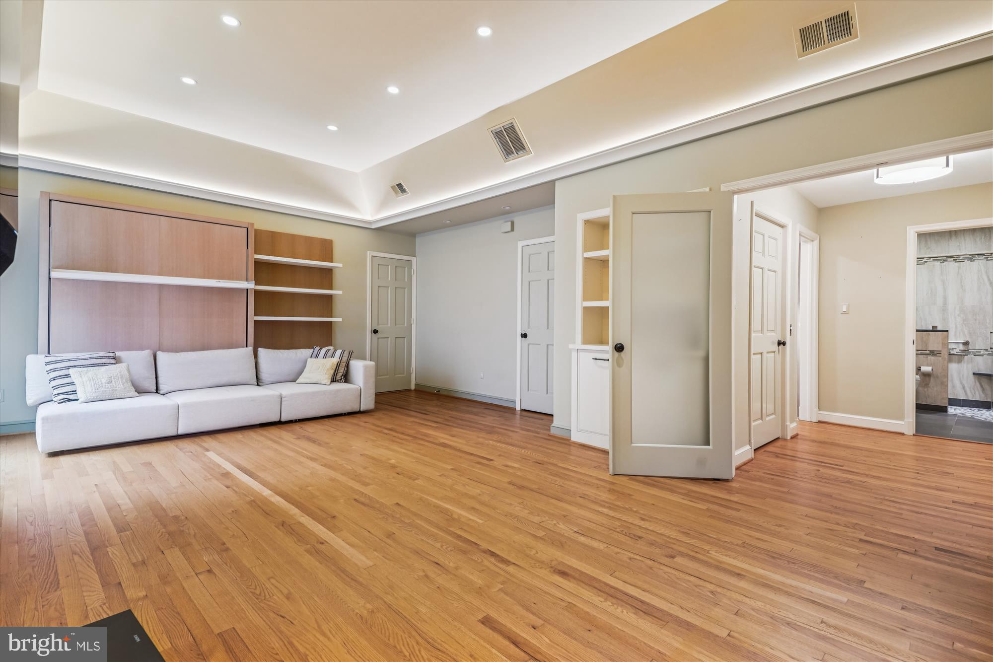 MERRYWOOD ON THE POTOMAC - Residential