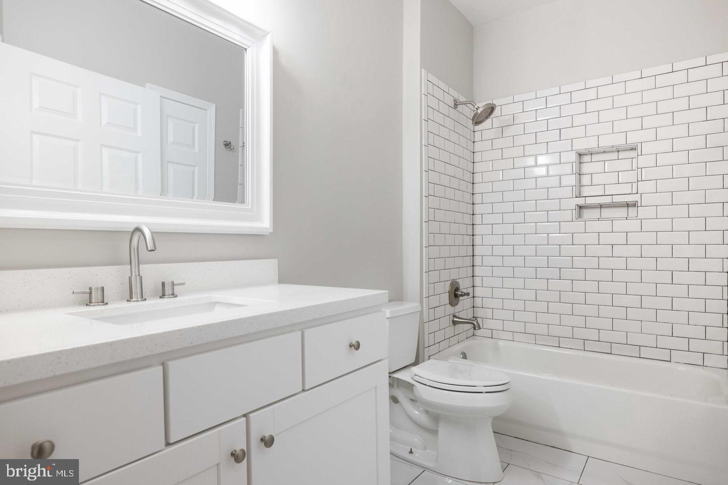 WORLDGATE CONDO - Residential Lease