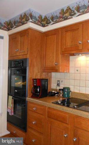 OAKBOROUGH SQUARE - Residential