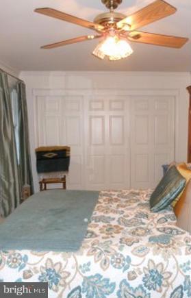 OAKBOROUGH SQUARE - Residential