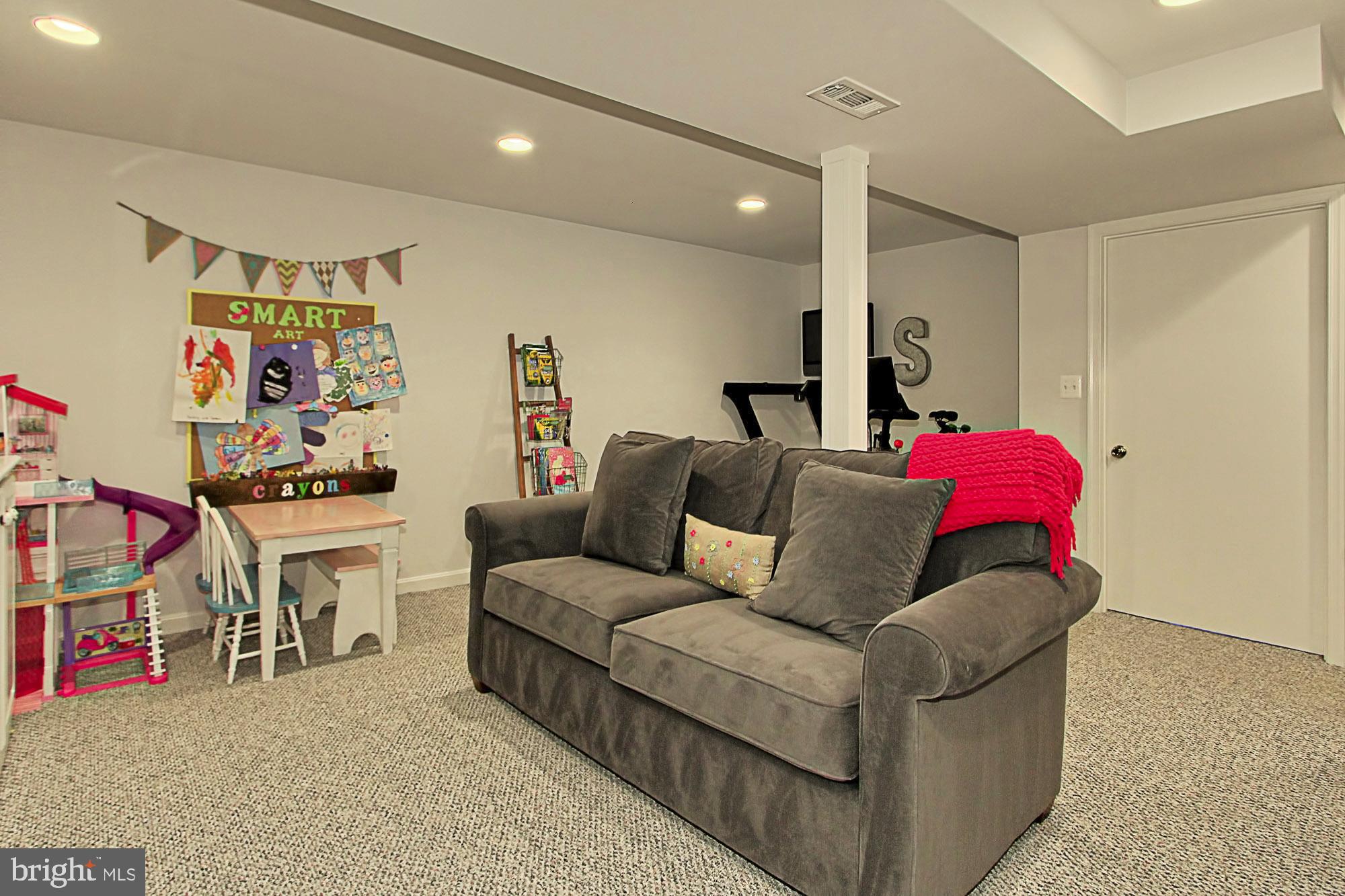 CAMELOT - Residential