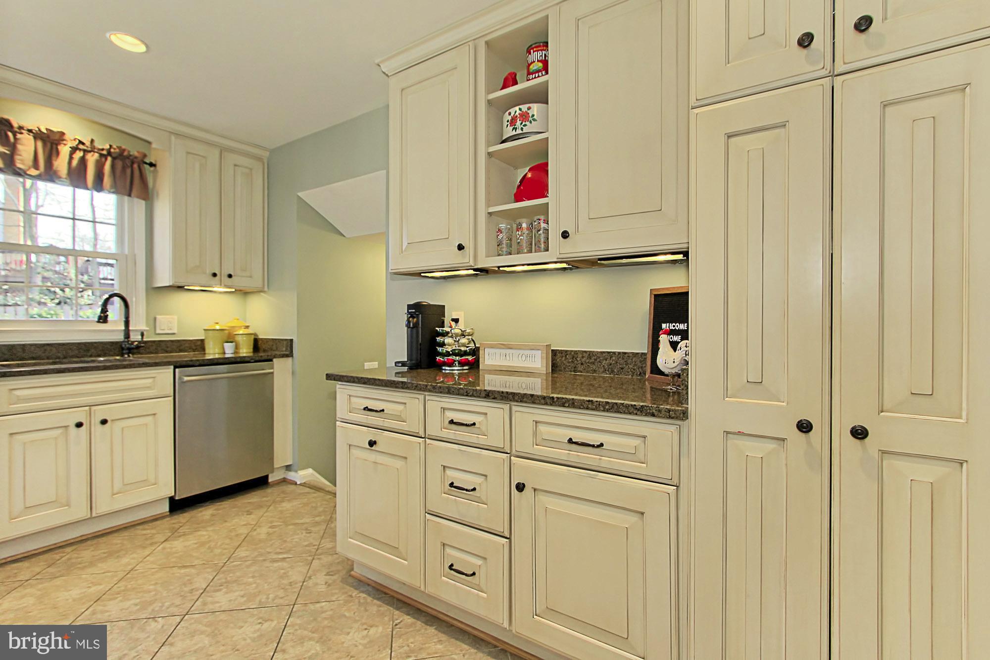 CAMELOT - Residential