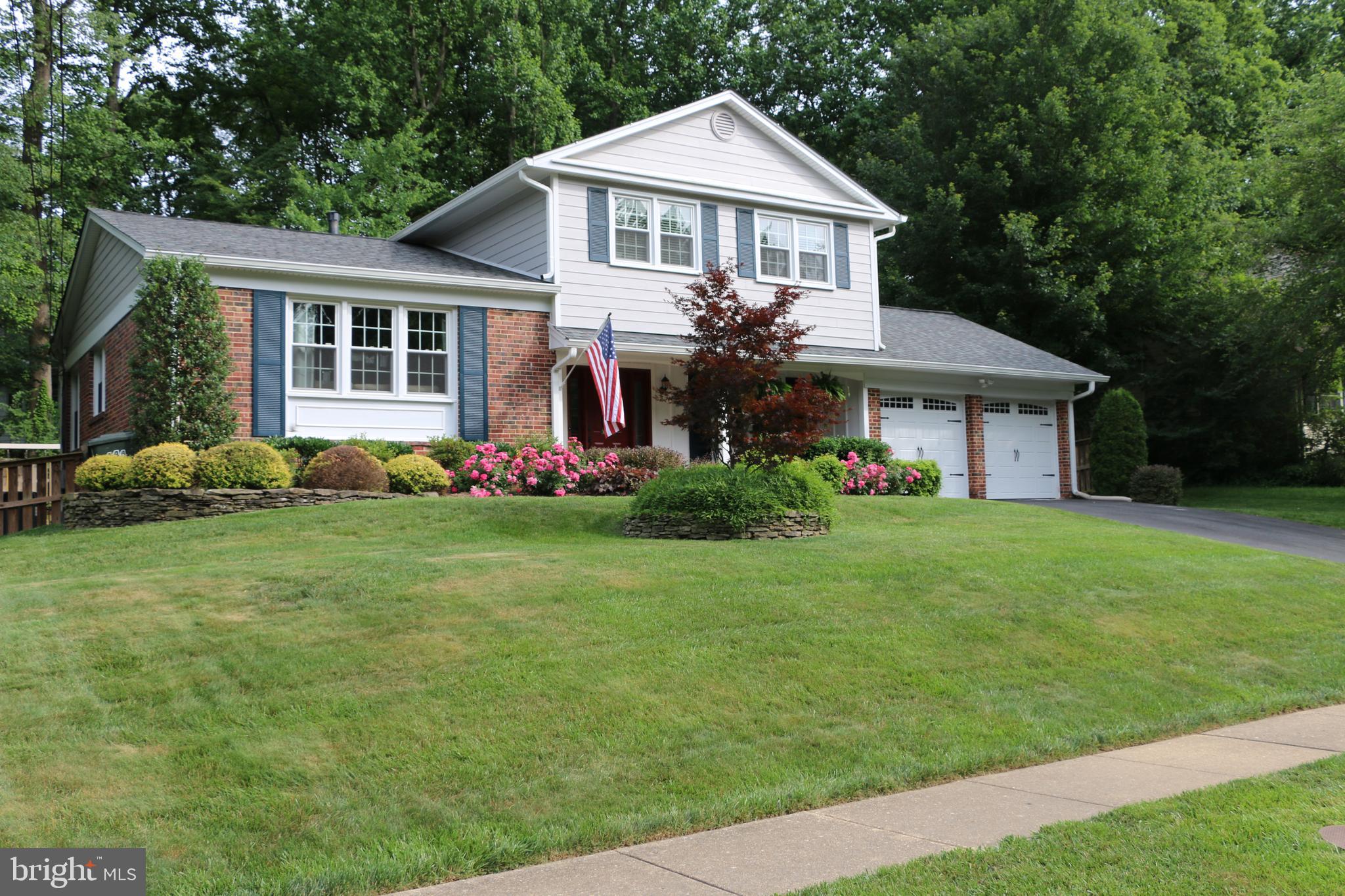 CAMELOT - Residential