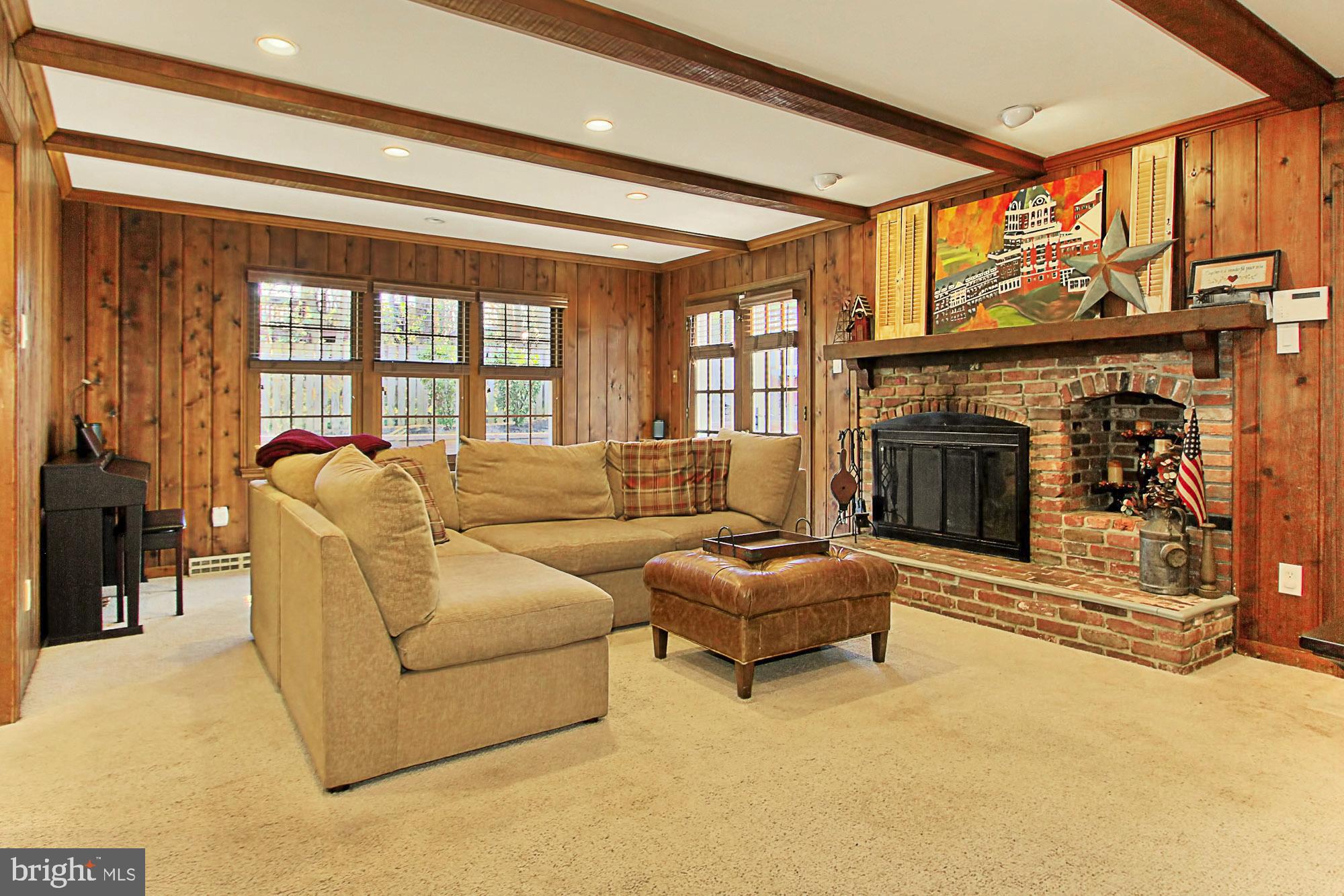 CAMELOT - Residential