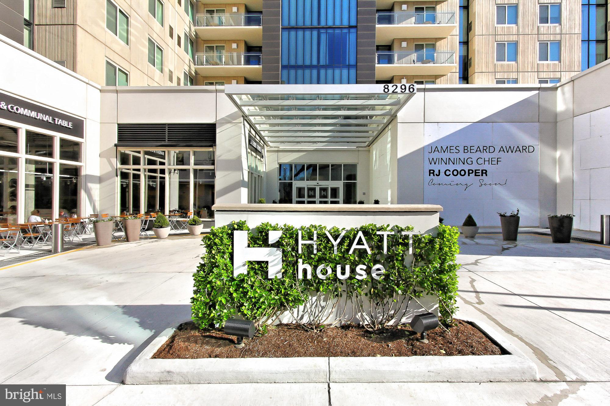 CAMELOT - Residential