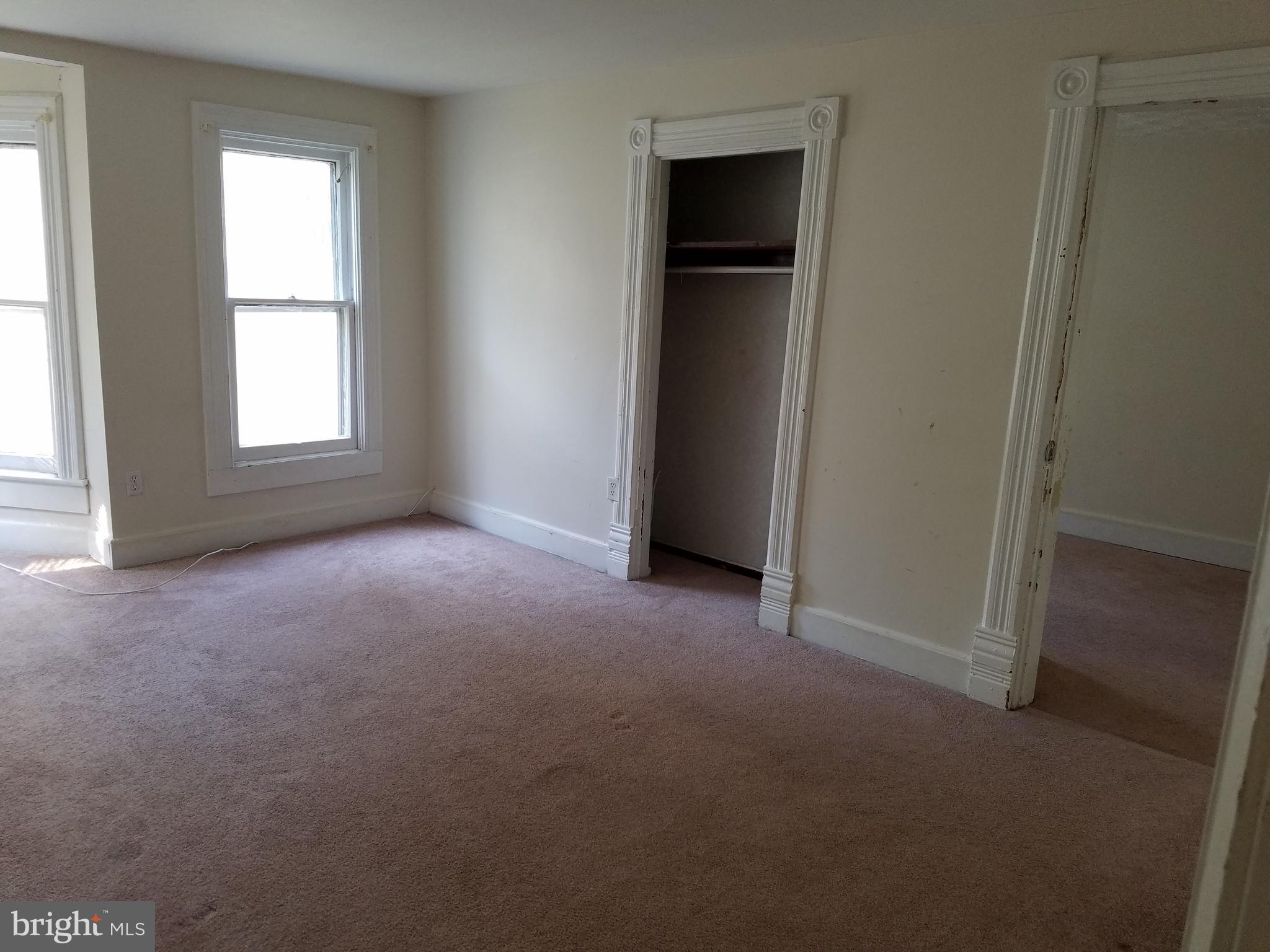 MARTINSBURG CITY - Residential Lease