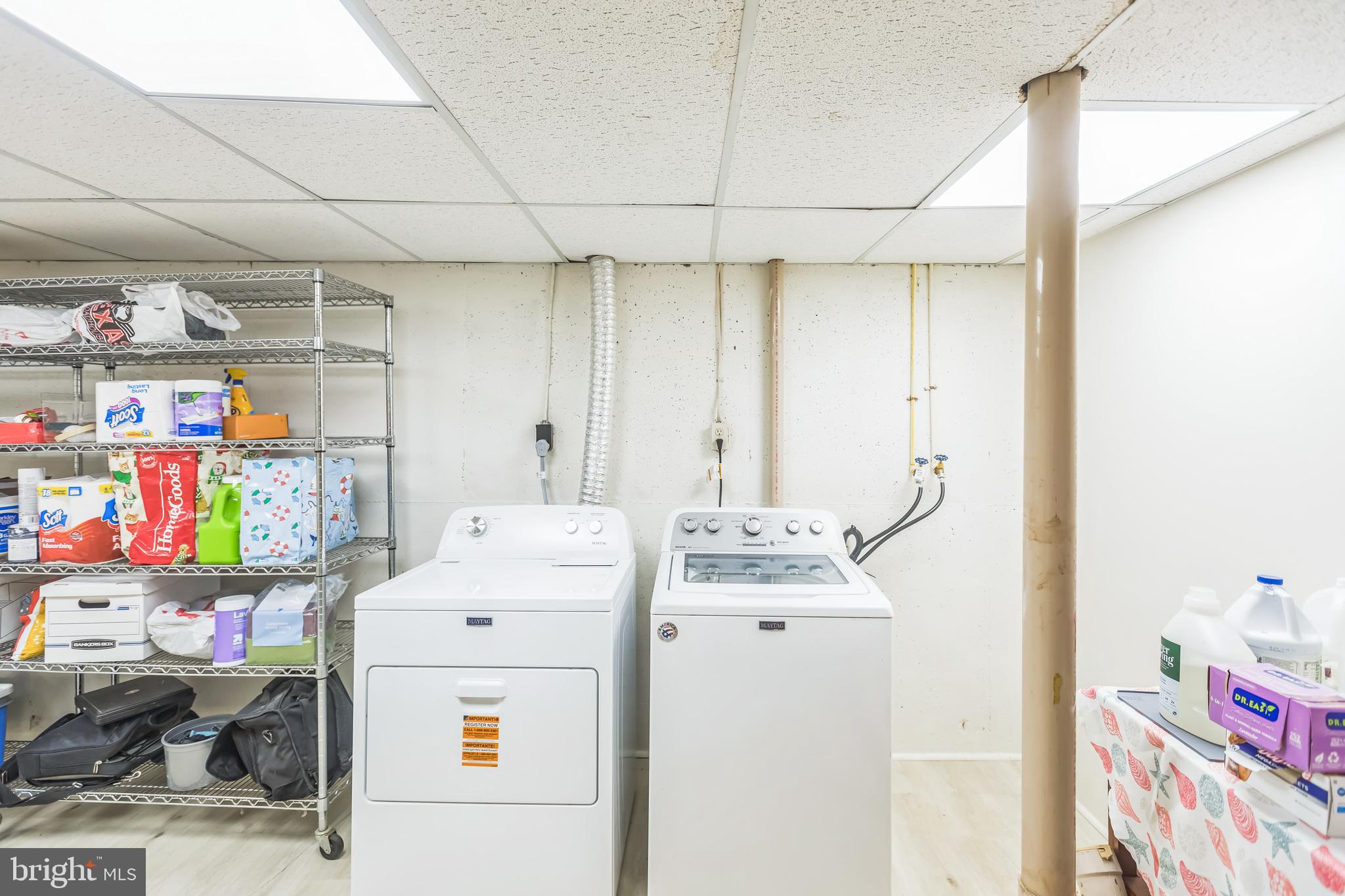 LAKEWINDS - Residential