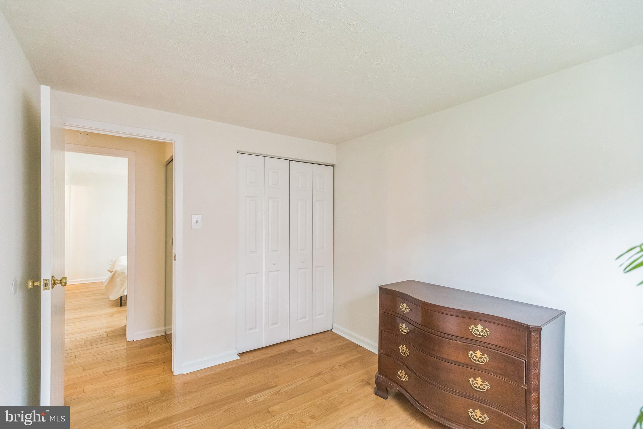 LAKEWINDS - Residential