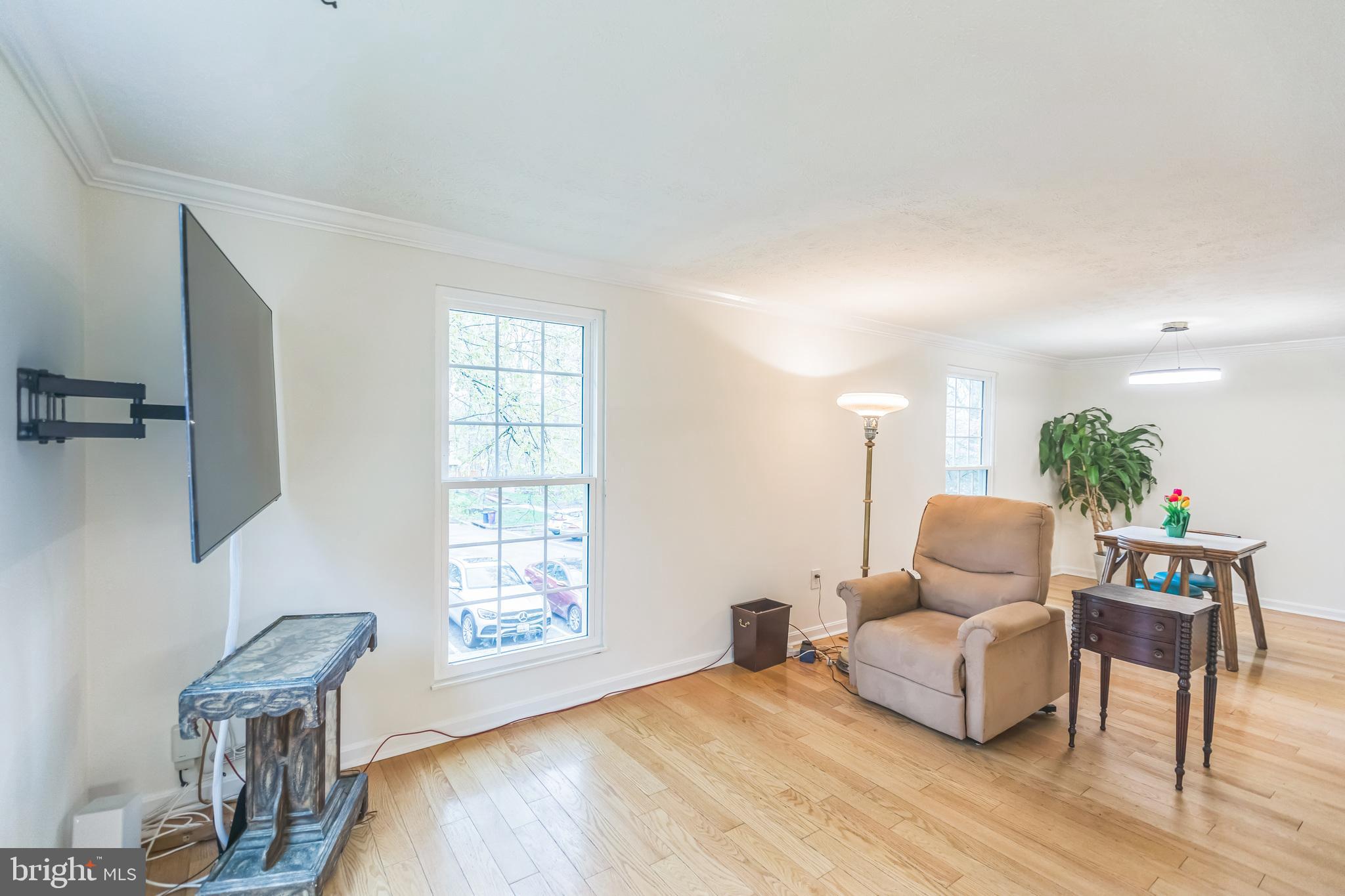 LAKEWINDS - Residential