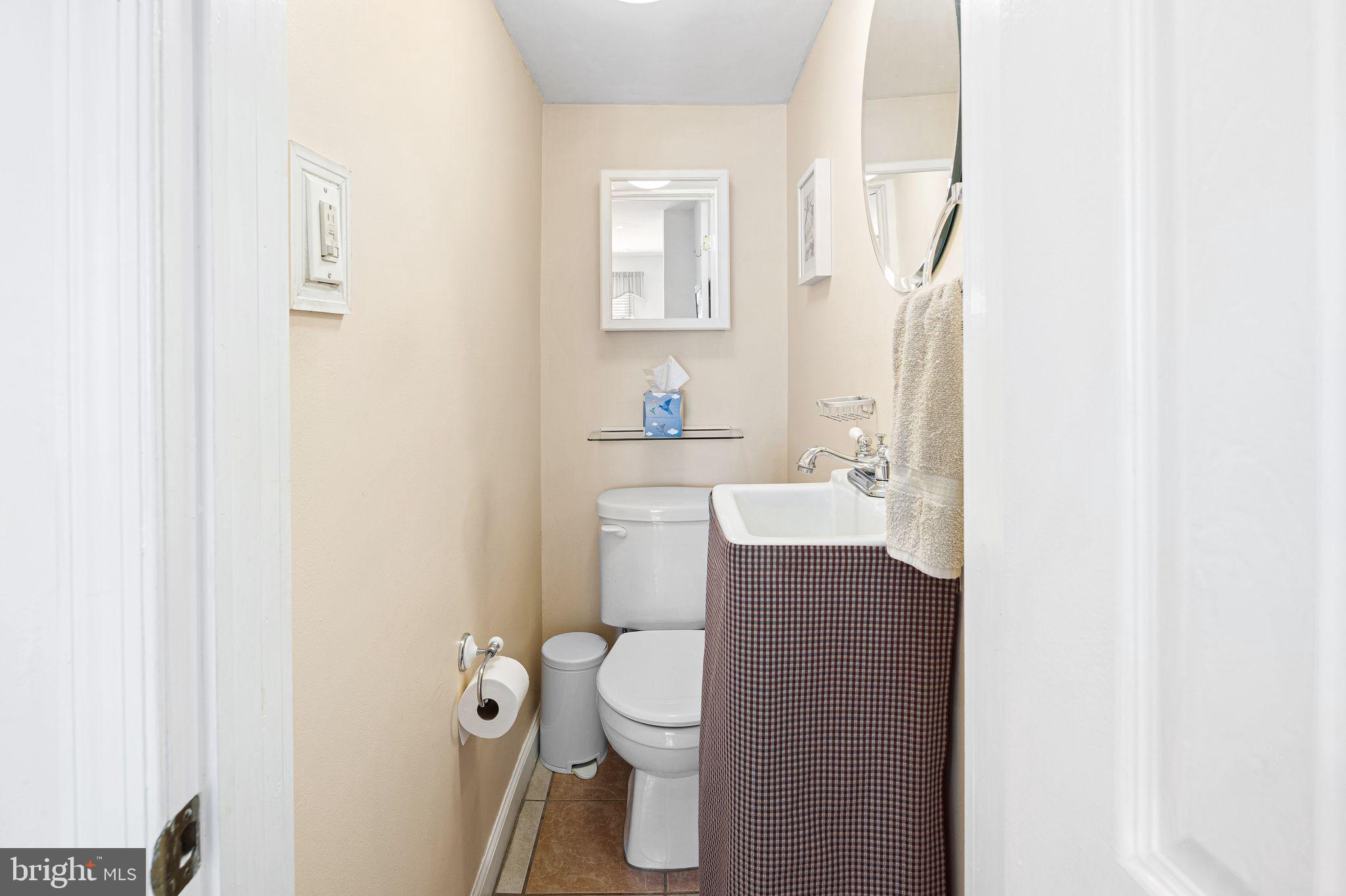 GIRARD ESTATES - Residential