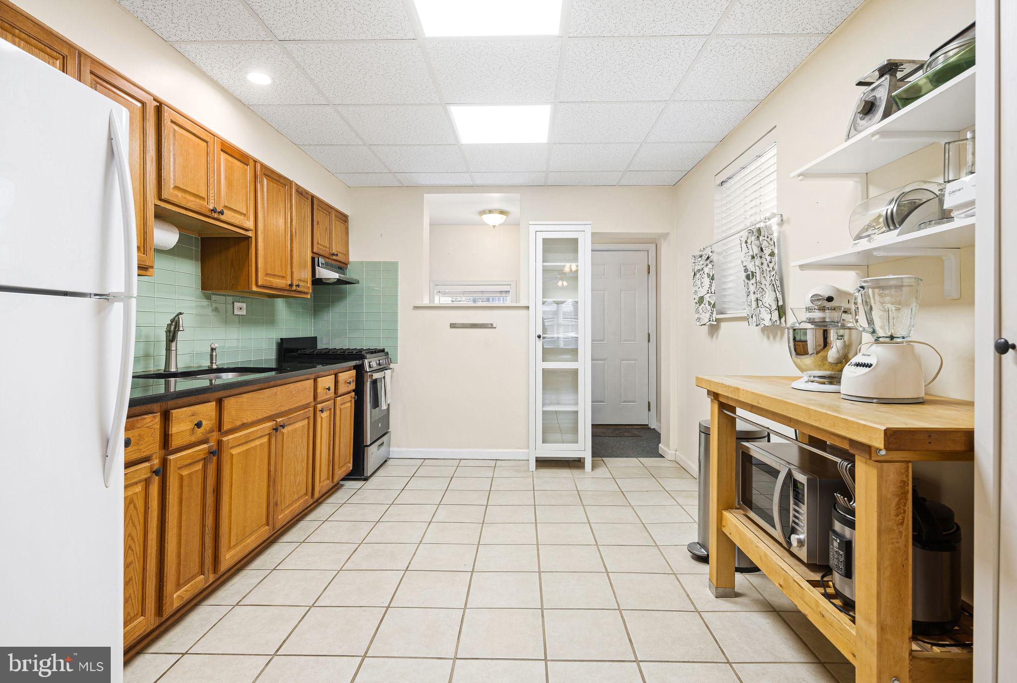 GIRARD ESTATES - Residential