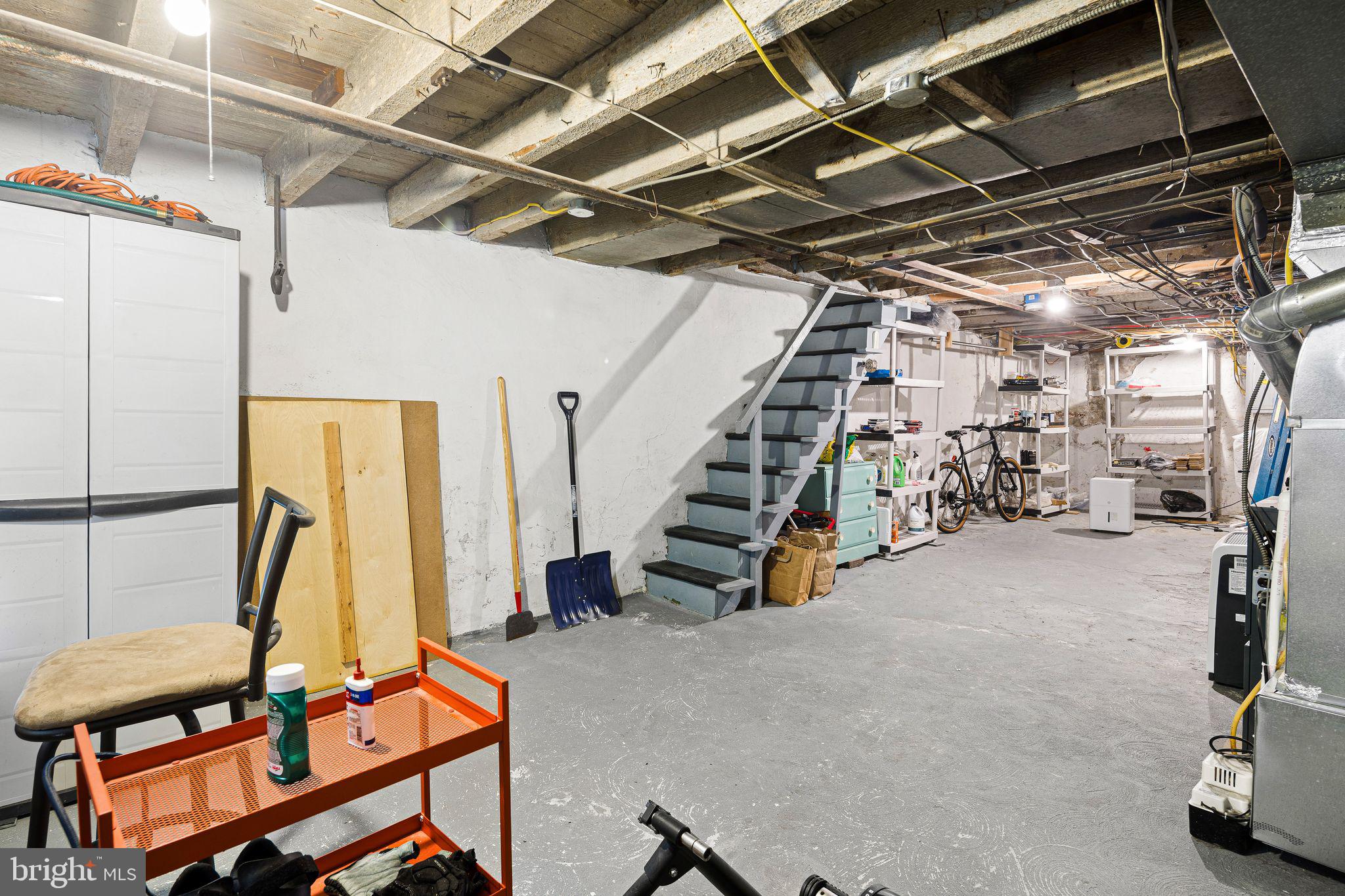 GIRARD ESTATES - Residential