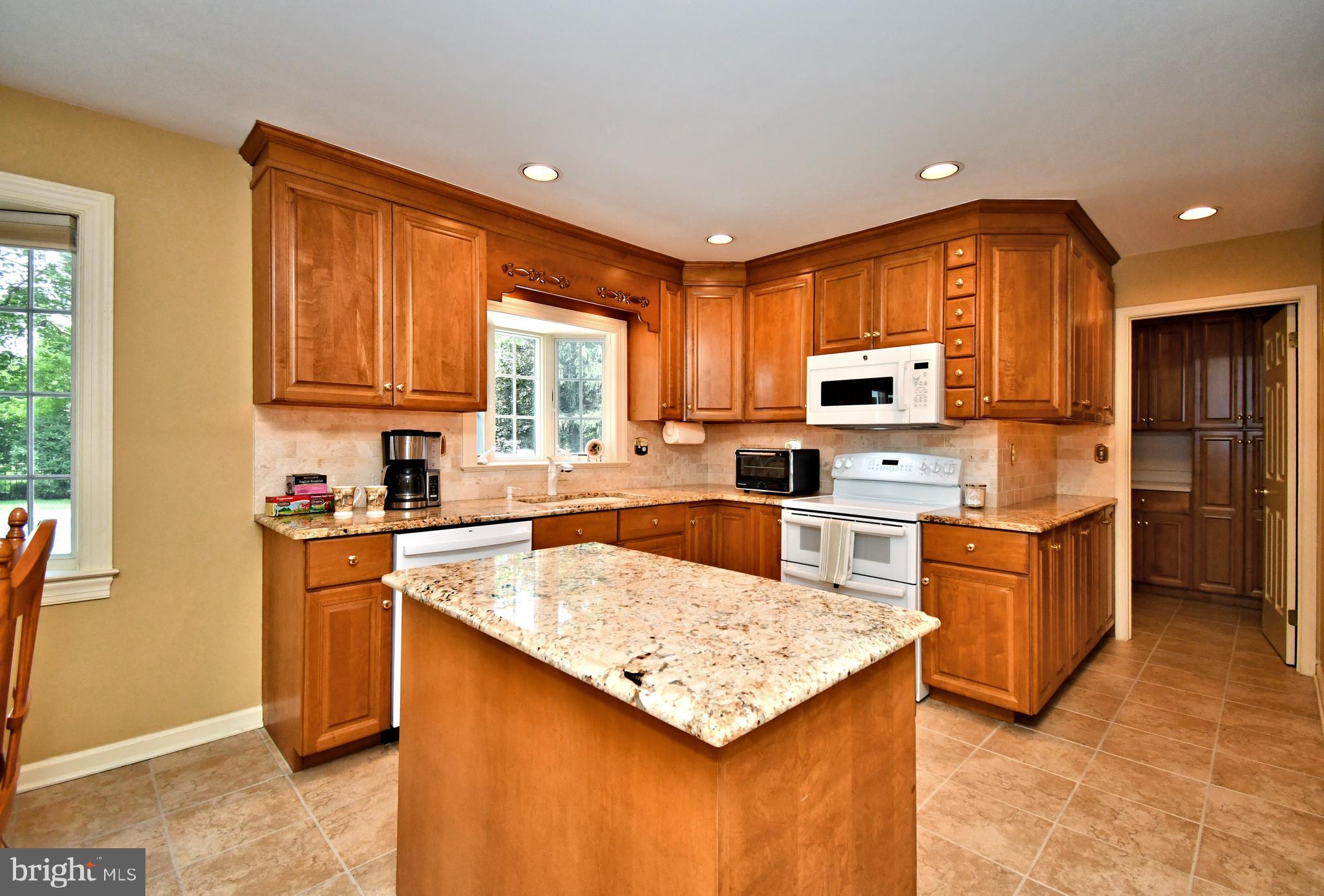 SHIRES CROSSING - Residential