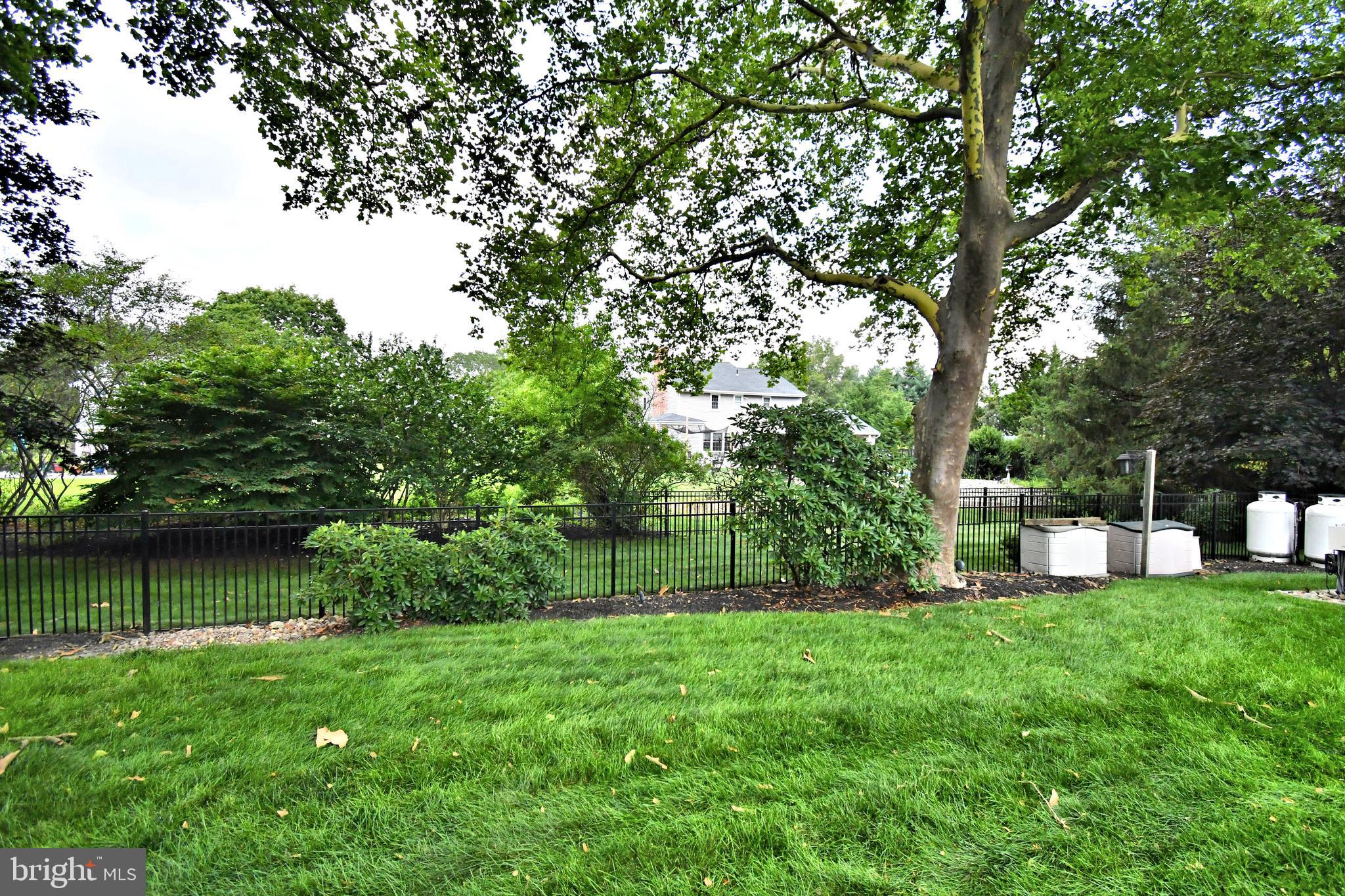 SHIRES CROSSING - Residential